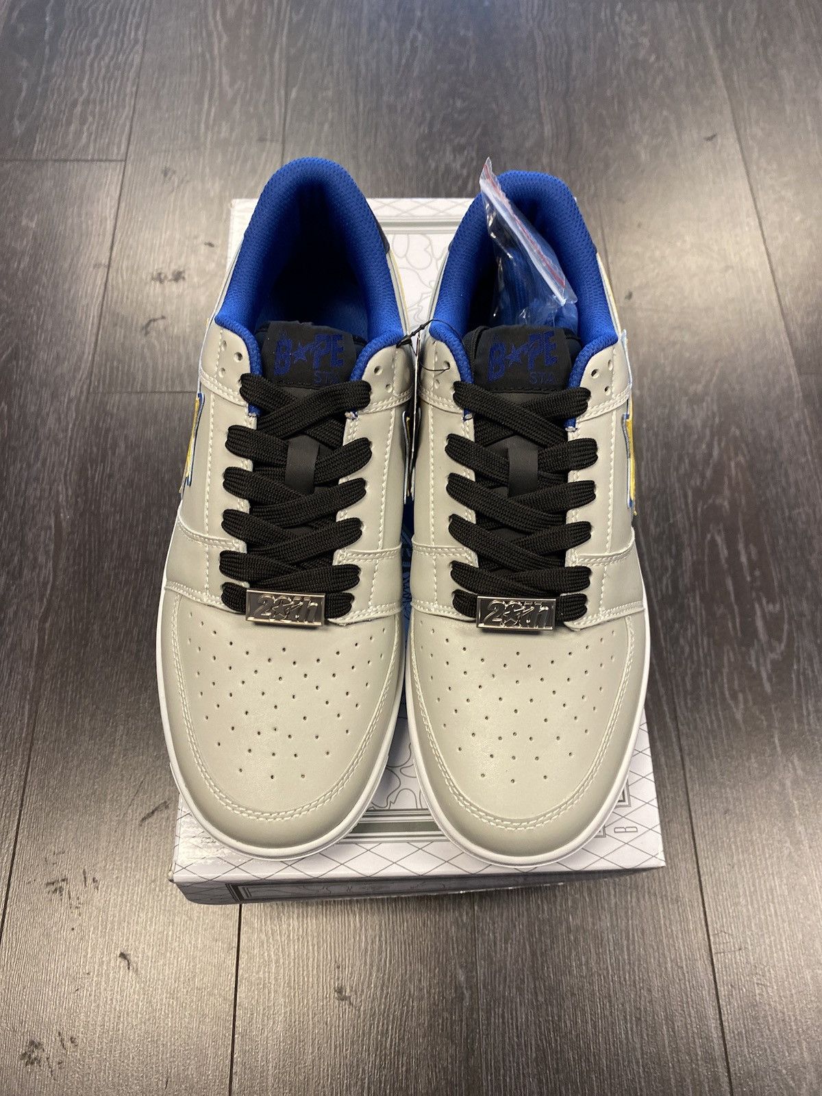 Bape × Dreamville Bapesta Low Dreamville Size US 9 / EU 42 - 1 Thumbnail