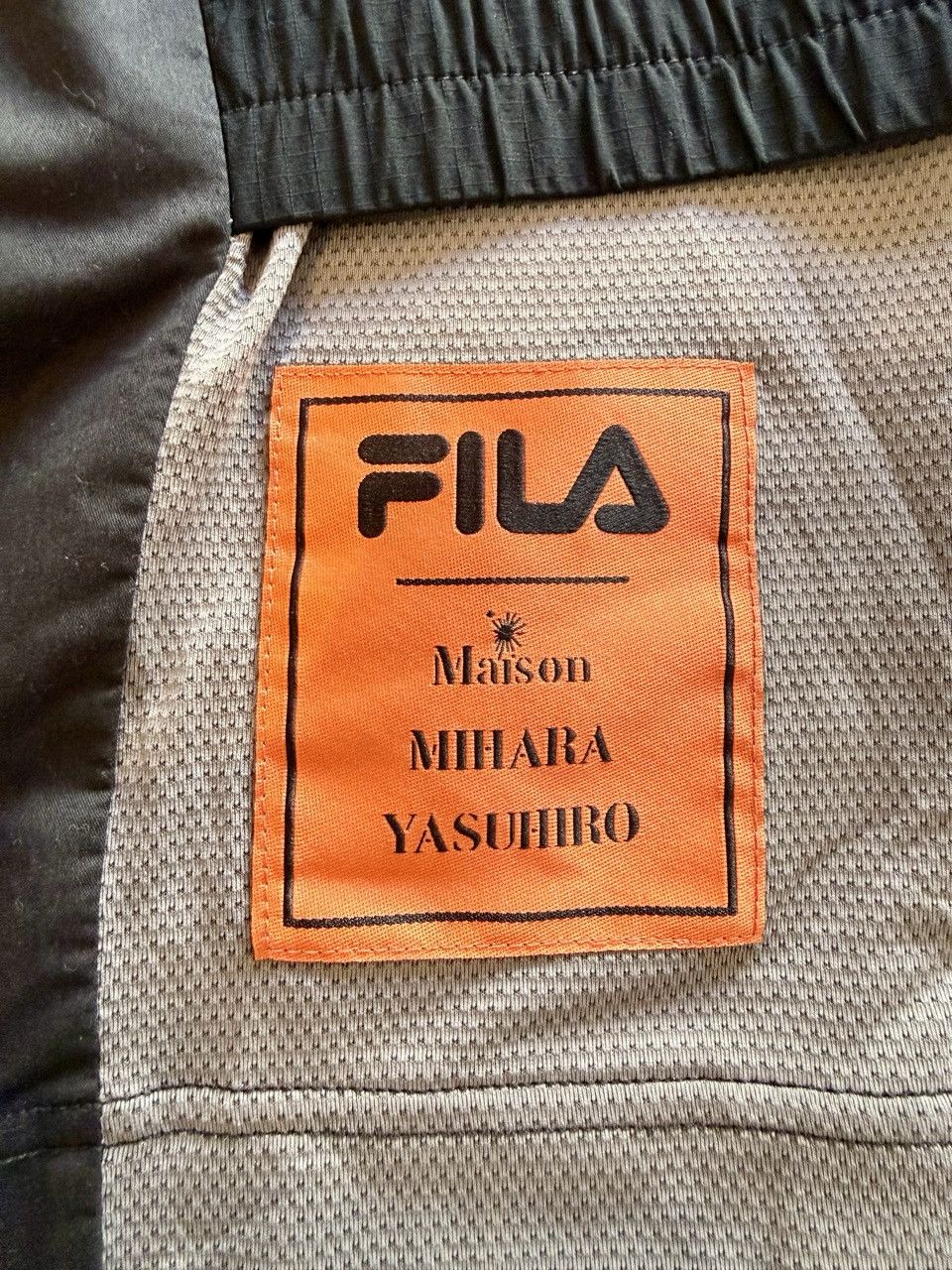 Fila × Maison MIHARA YASUHIRO Short Deportivo de Lujo Estilo Patchwork Size US 34 / EU 50 - 4 Thumbnail
