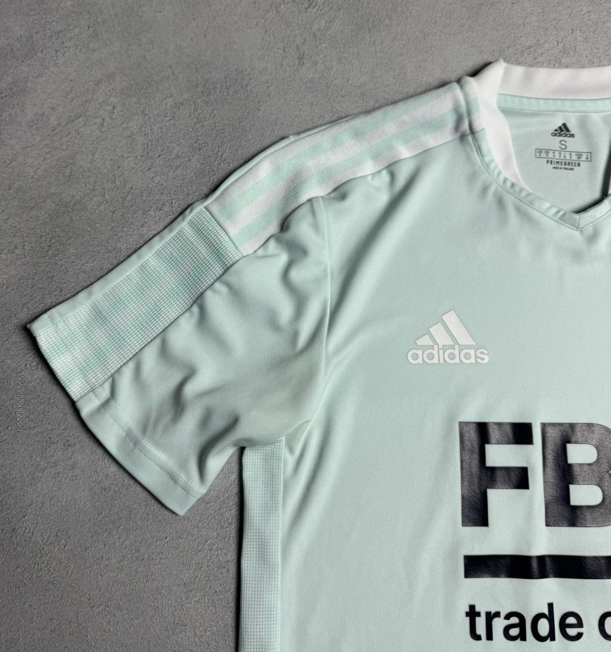 Adidas Leeds United 2021 2022 Training Shirt Soccer Jersey Adidas Size US S / EU 44-46 / 1 - 6 Thumbnail