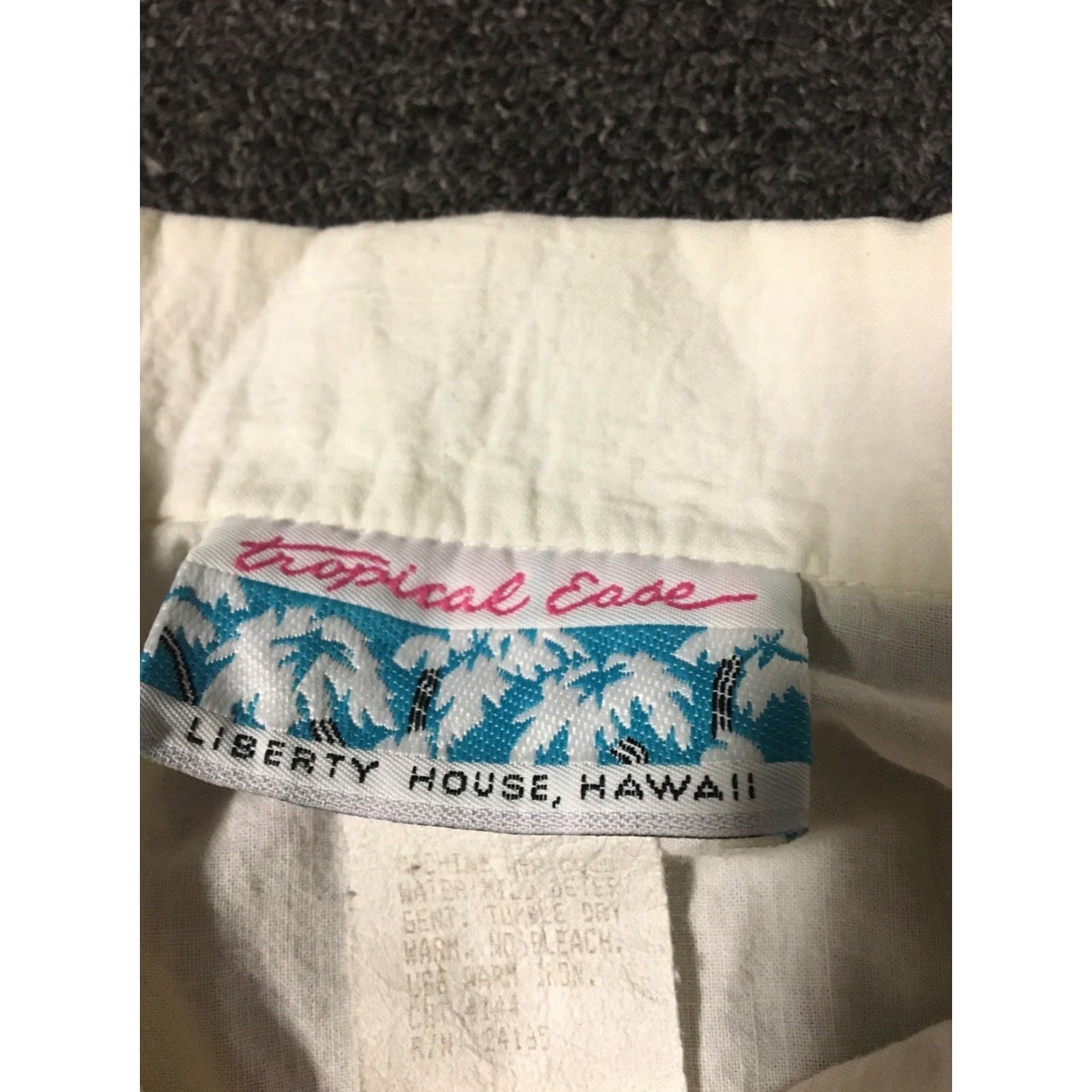 Vintage Vtg 80s Tropical Ease Hawaiian Shirt XL USA Beach Surf Flower Button-Up Mens Size US XL / EU 56 / 4 - 6 Thumbnail
