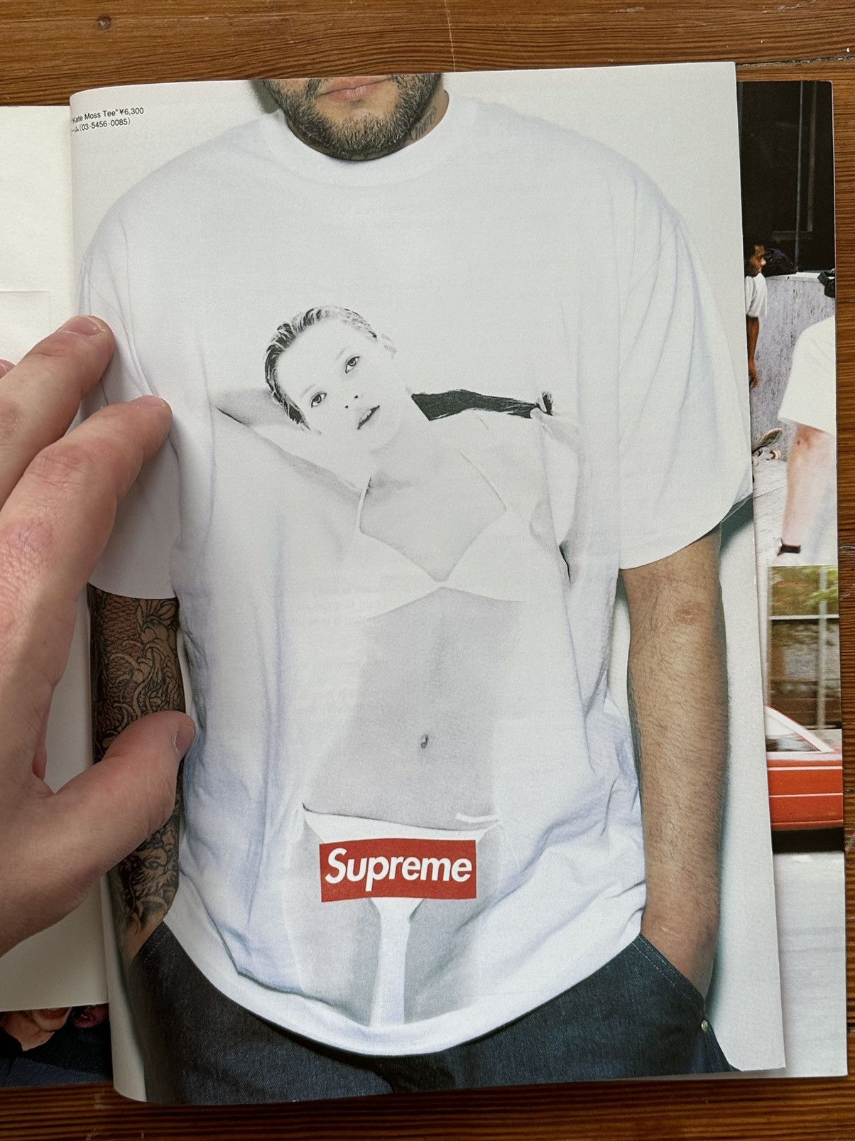 Supreme 2004 S/S Supreme Smart Japan Exclusive Lookbook Size ONE SIZE - 6 Thumbnail