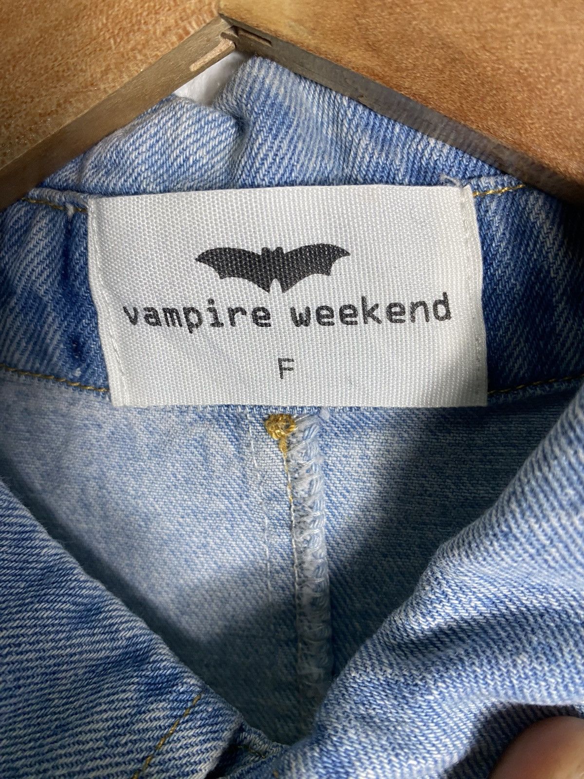 Vintage VAMPIRE WEEKEND DENIM SHIRT Size US XL / EU 56 / 4 - 4 Thumbnail