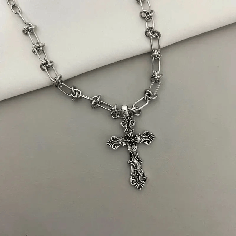 Jewelry Unique Carved Cross Pendant Necklace Size ONE SIZE - 2 Thumbnail