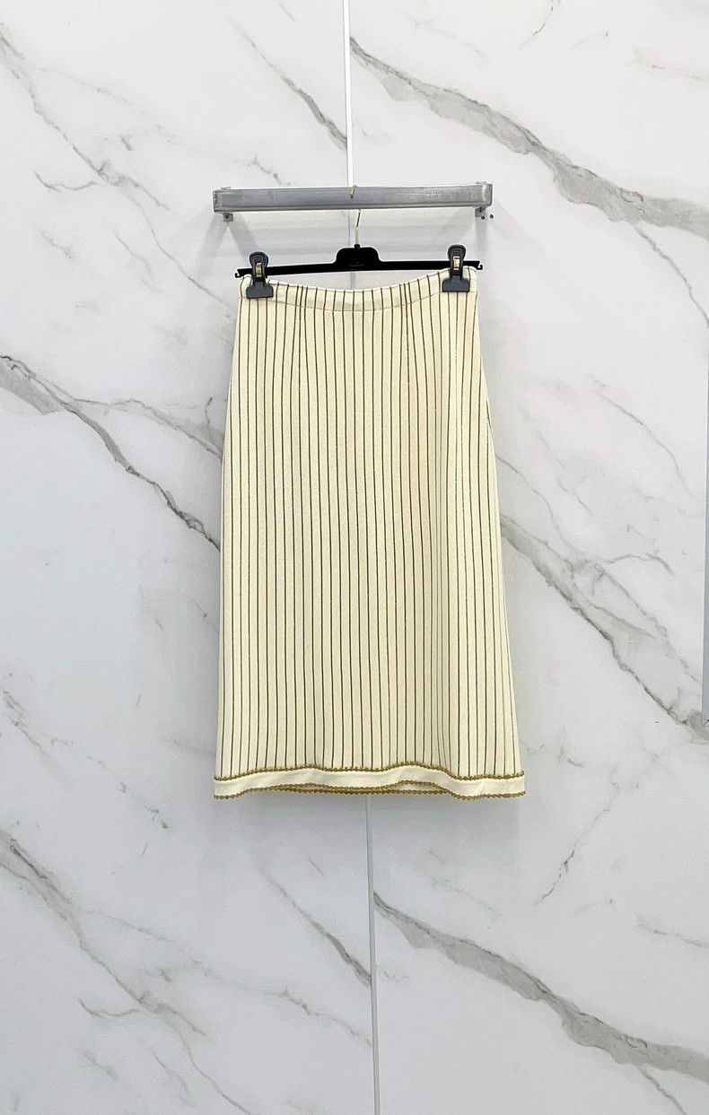Gucci Gucci Size S Gold thread gold-rimmed wool skirt 2504-Nexta Size 32" / US 10 / IT 46 - 2 Thumbnail