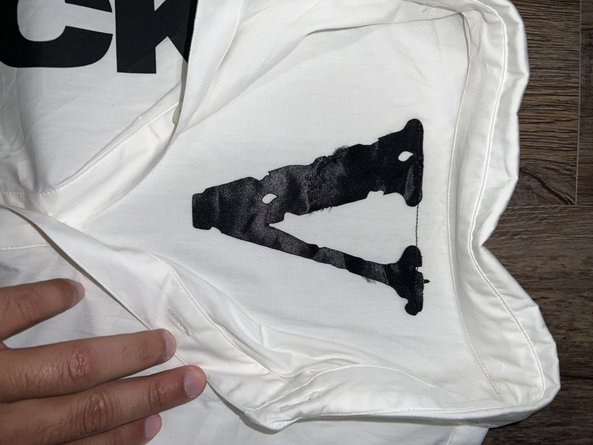 Vlone Real men wear black button up VLONE Size US L / EU 52-54 / 3 - 4 Thumbnail