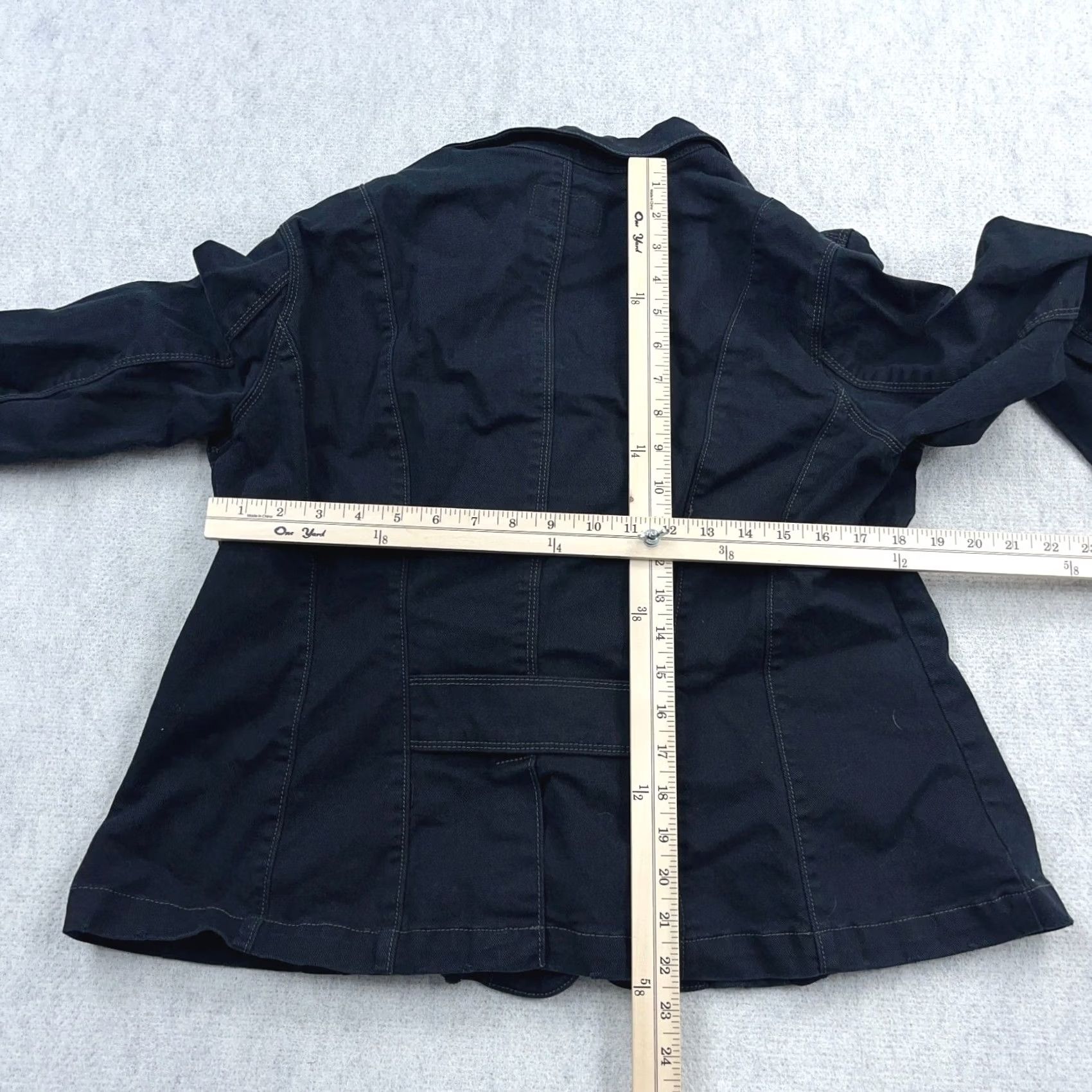 Levi's Levi's Denim Jacket Women 1X Black Regular Short Jacket Unlined Pockets Button VTG 80s 90s Hipster Modern Classic Biker Casual Workwear Ladies Mens? Size 40" / US 18 - 6 Thumbnail