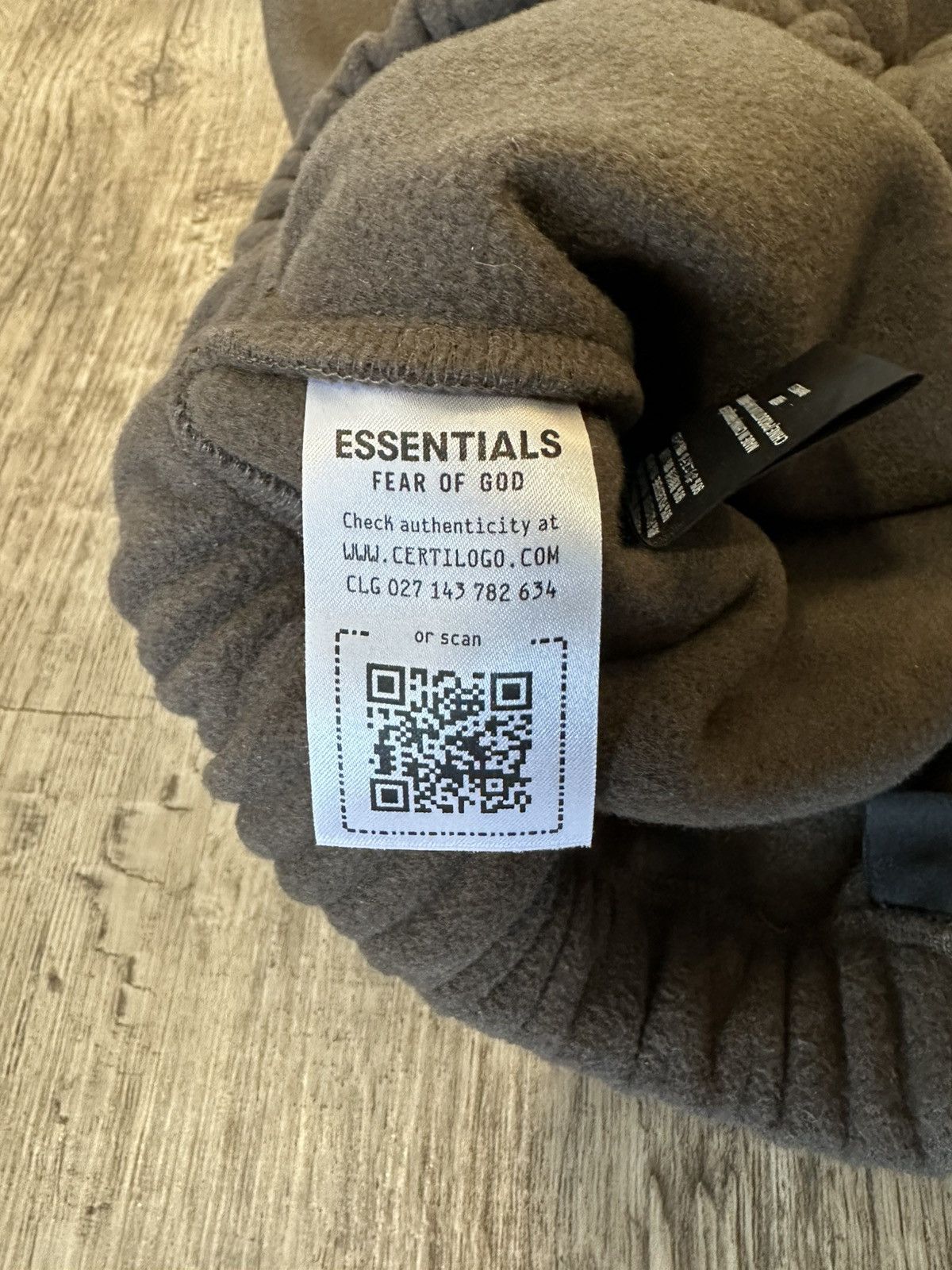 Essentials Fear of God Essentials Brown Brushed Yarn Sweatpants Size US 32 / EU 48 - 5 Thumbnail