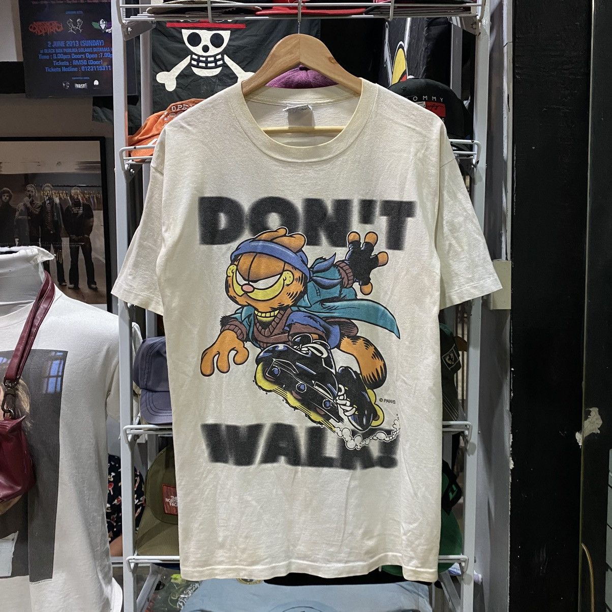 Vintage Vintage 90s Garfield Dont Walk SK8 Or Get Lost. t-shirt Size US L / EU 52-54 / 3 - 1 Thumbnail