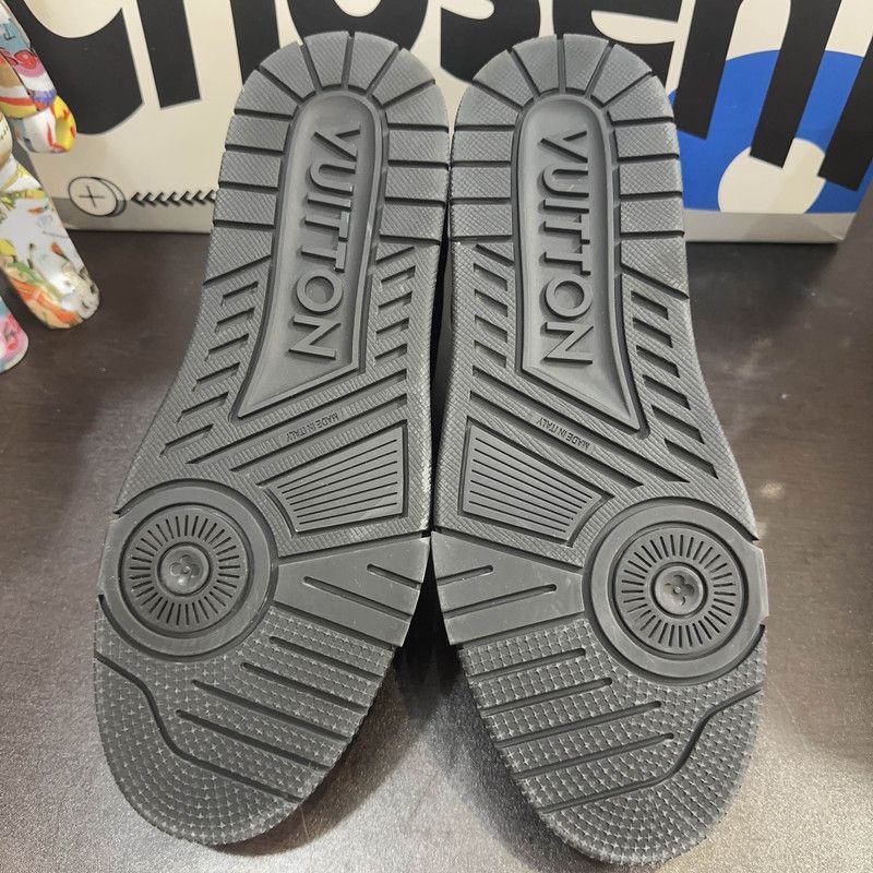 Louis Vuitton Louis Vuitton Trainer Monogram Black Sneakers -2508 Size US 8 / EU 41 - 2 Thumbnail