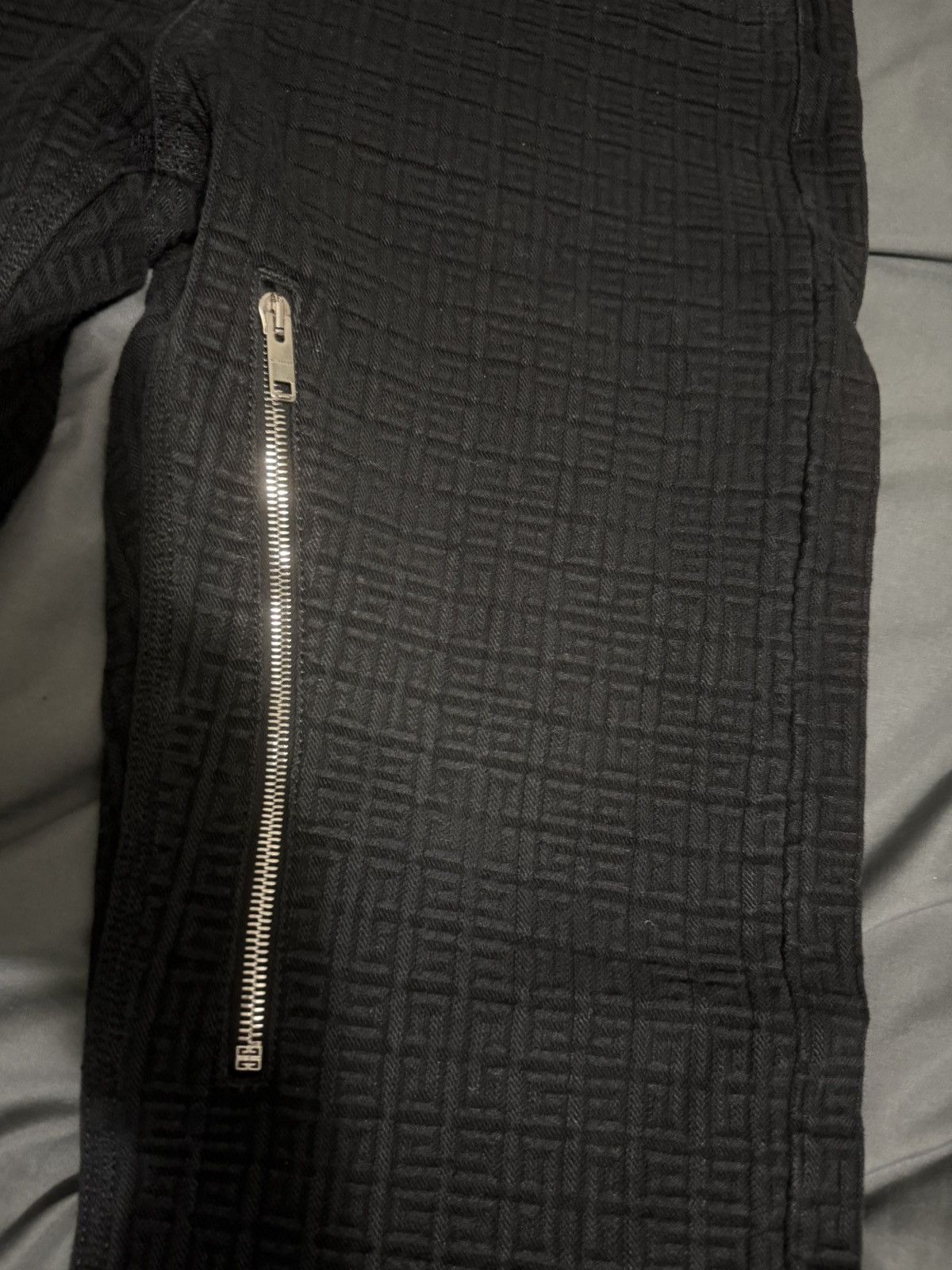Givenchy Givenchy 4G Embossed Straight leg denim black Size US 32 / EU 48 - 7 Thumbnail