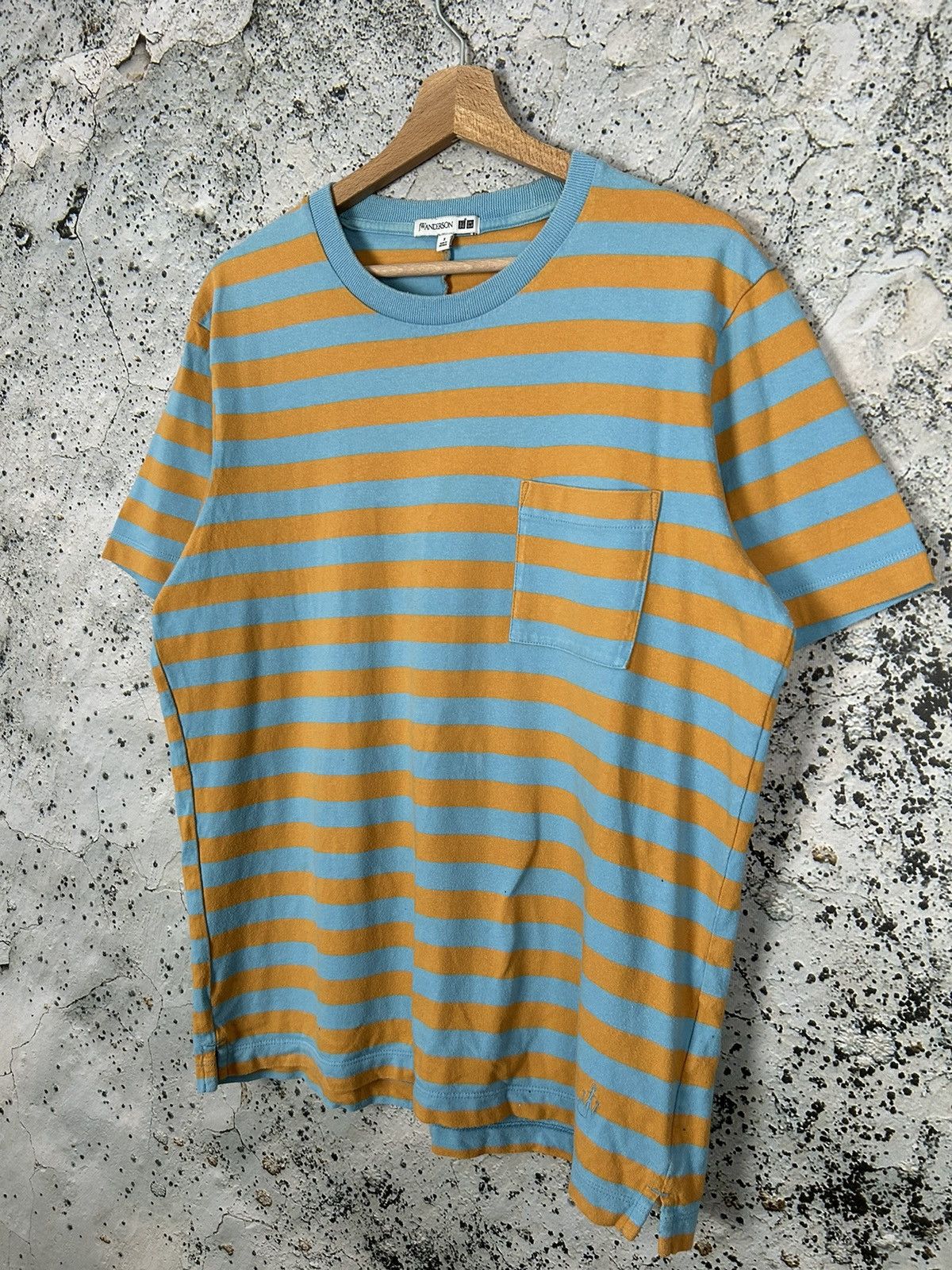 JW Anderson Uniqlo x J.W. Anderson Stripe Tee Streetwear Hype Designer Size US S / EU 44-46 / 1 - 2 Thumbnail