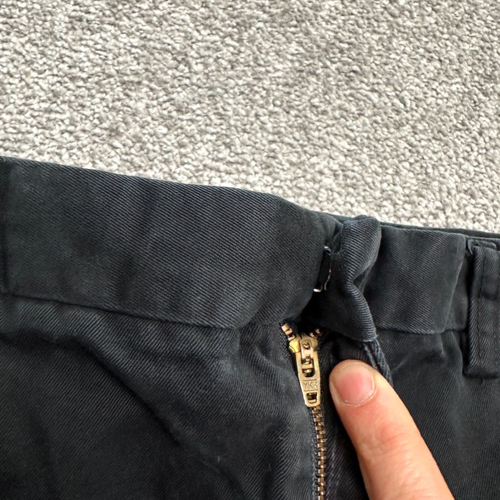 Dockers Dockers Pants Mens 40x32 Black Dress Flat Front Relaxed Straight Classic Mens Size US 40 / EU 56 - 3 Thumbnail
