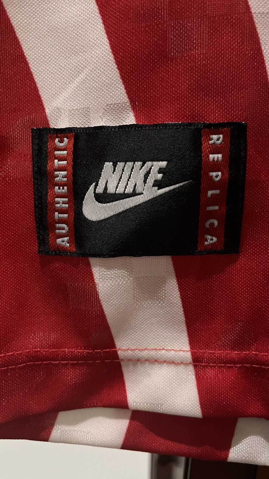 Nike PSV Eindhoven 1996/97 Home Football shirt Jersey Size US S / EU 44-46 / 1 - 6 Thumbnail
