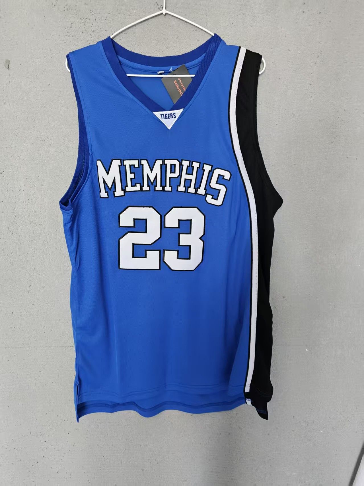 NBA Memphis 23 Derrick Rose Jersey L Size US L / EU 52-54 / 3 - 2 Thumbnail