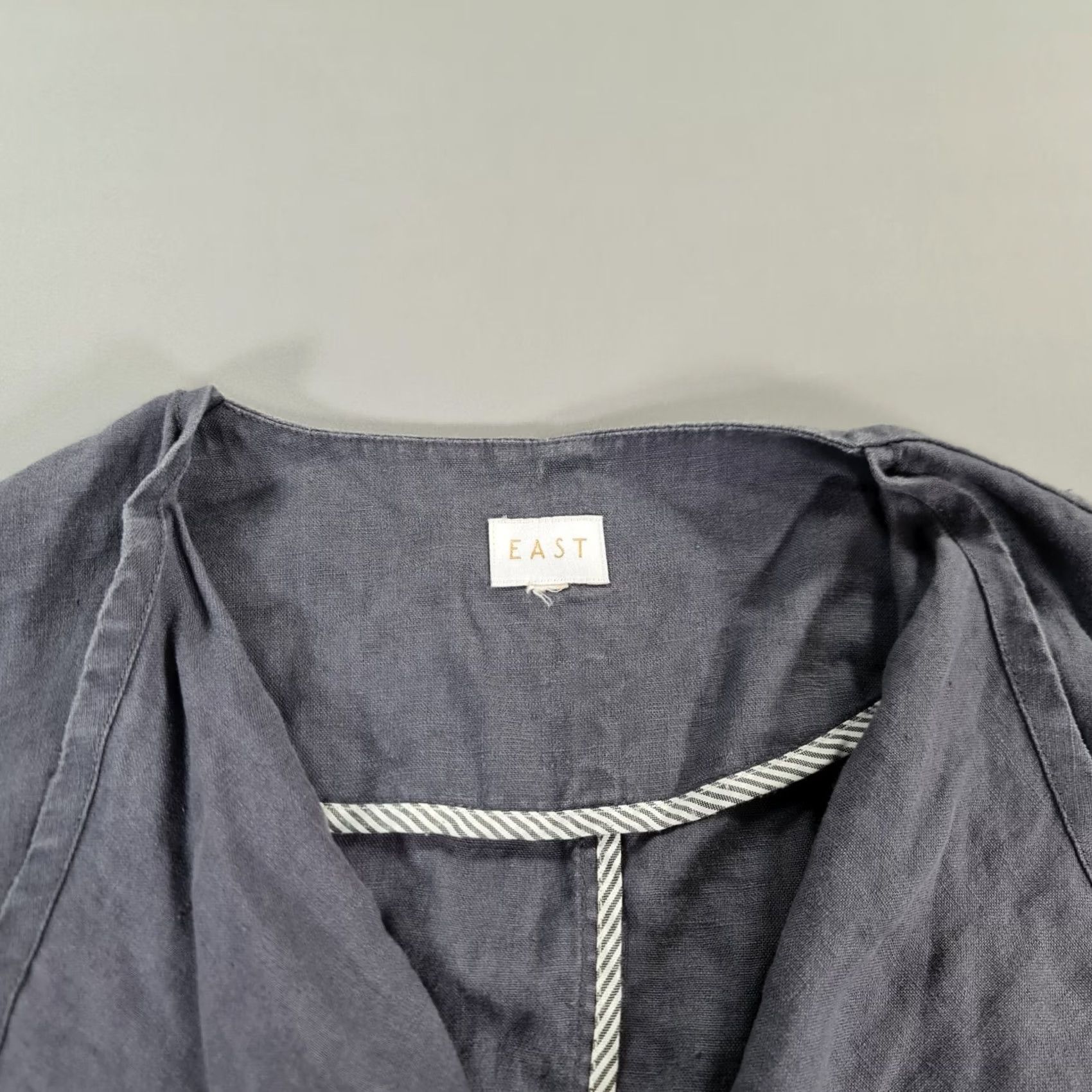 Vintage EAST Womens Cardigan Blue 18 UK Long Line 100% Linen Lightweight Coatigan Cardigan, Breathable, Pockets, V-Neck, Long Sleeve, Regular Fit Womens Size XXL / US 16-18 / IT 52-54 - 2 Thumbnail