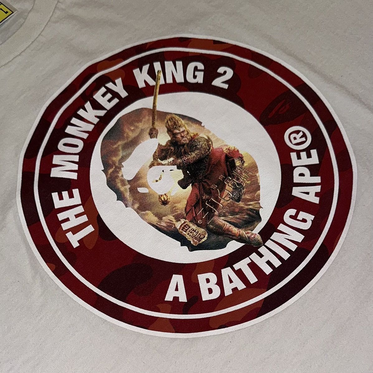 Bape 2016 BAPE The Monkey King 2 Hong Kong Exclusive Tee White L Size US L / EU 52-54 / 3 - 3 Thumbnail