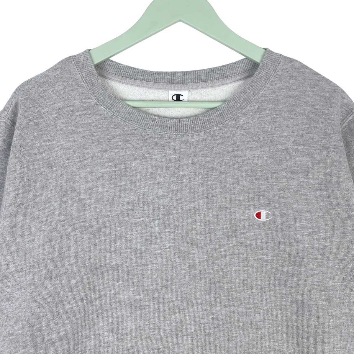Champion Champion Embroidery Logo Sweatshirt Crewneck Pullover Jumper Size L / US 10 / IT 46 - 2 Thumbnail