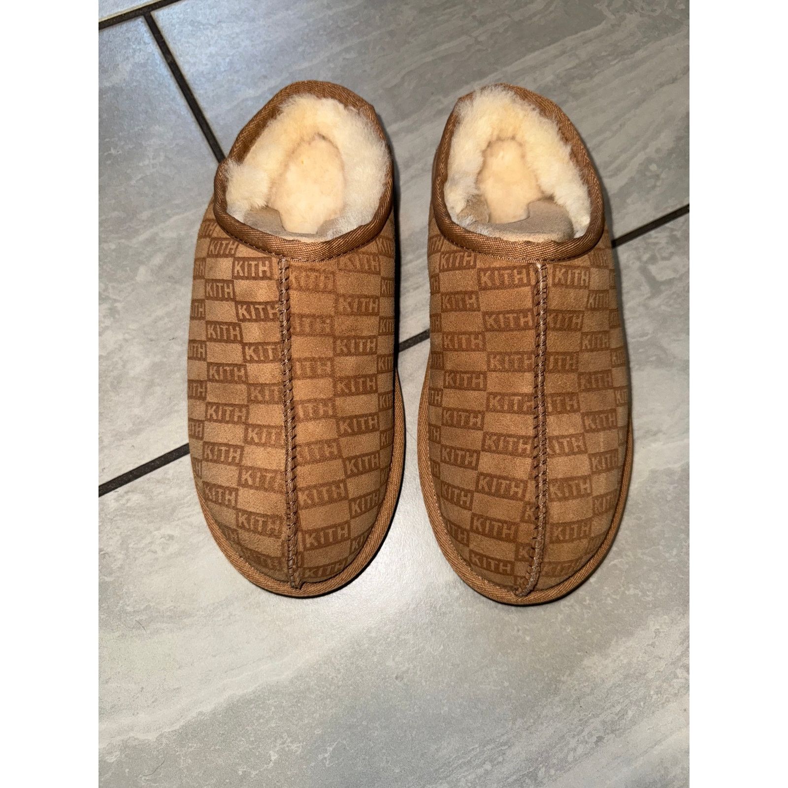 Kith Kithmas uggs loft brand new size 40EU/ 7M New Size US 7 / EU 40 - 2 Thumbnail