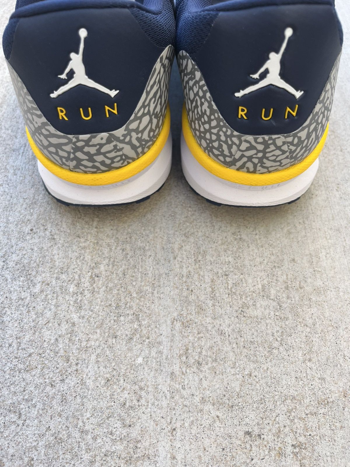 Jordan Brand Jordan Zoom Tenacity 88 Michigan PE (IF2972-447) Men’s 12.5 Size US 12.5 / EU 45-46 - 8 Thumbnail