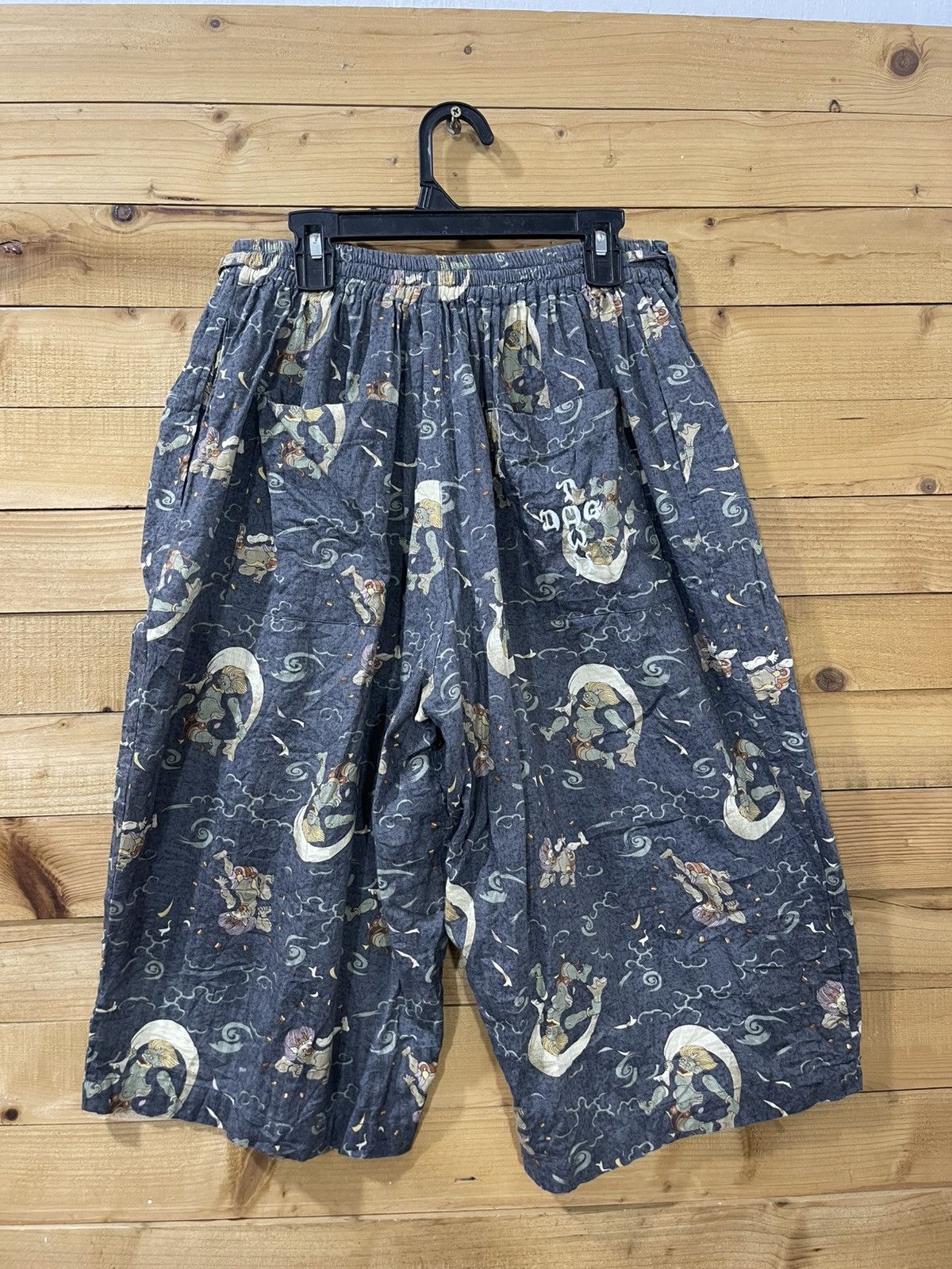 Dogtown Vintage dogtown black dragon short pants Size US 30 / EU 46 - 3 Thumbnail