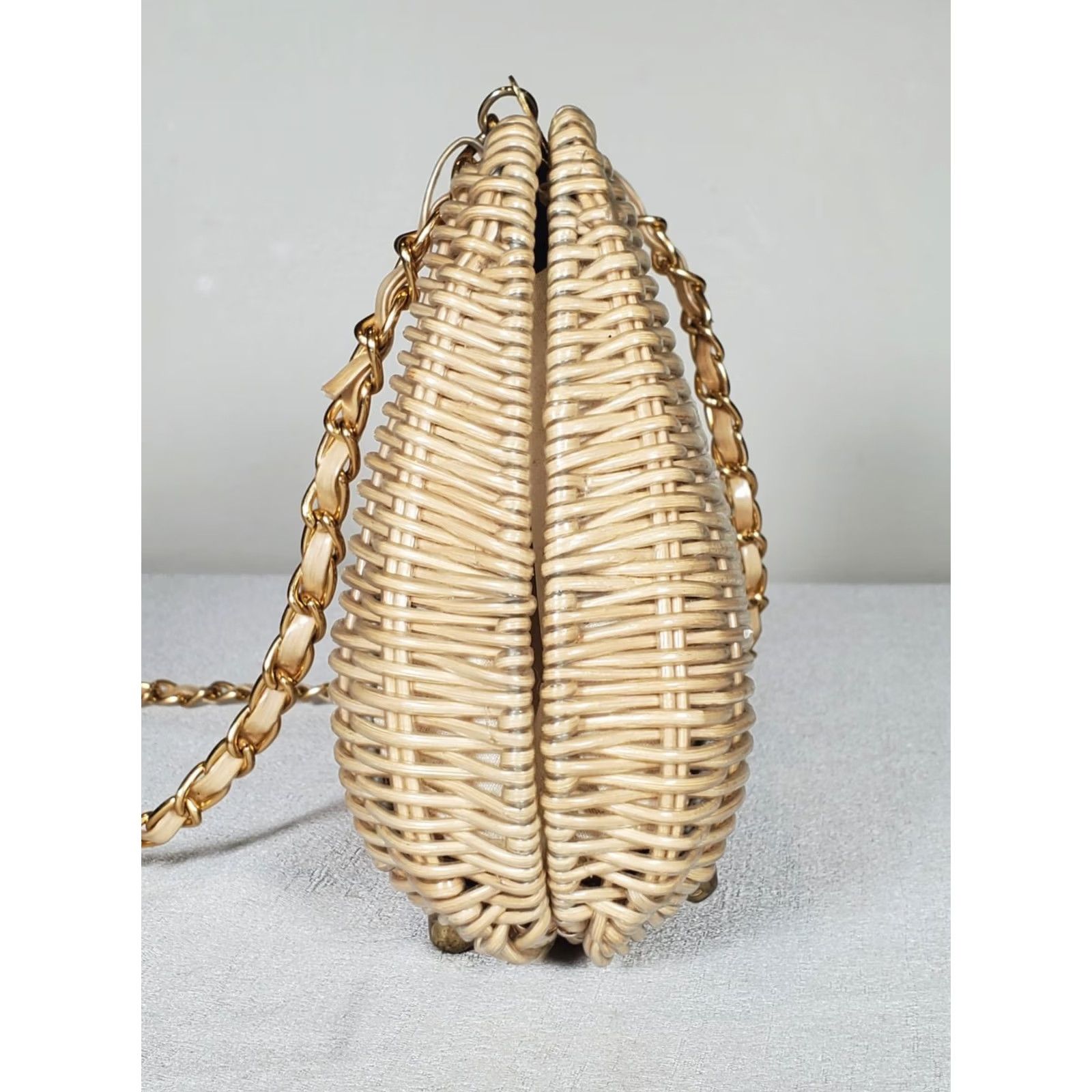 Asket VINTAGE Crossbody Bag Natural Wicker Woven Basket with Metal Foldover Clasp, Vinyl Coated, Small, Classic Retro, Womens Size S / US 4 / IT 40 - 6 Thumbnail