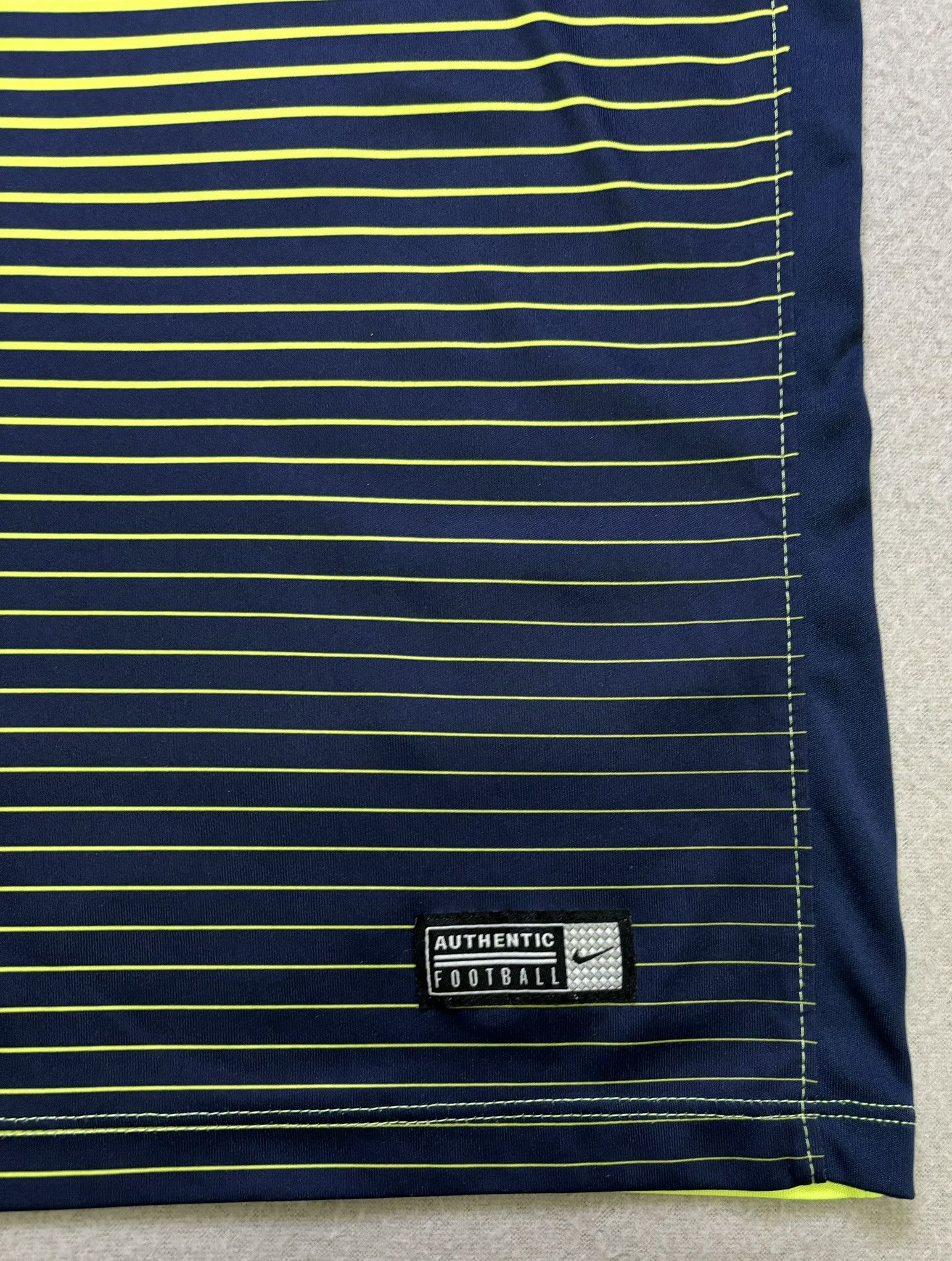 Nike Ashton 88 FC #28 Nike Football Jersey Size XL Size US XL / EU 56 / 4 - 12 Thumbnail