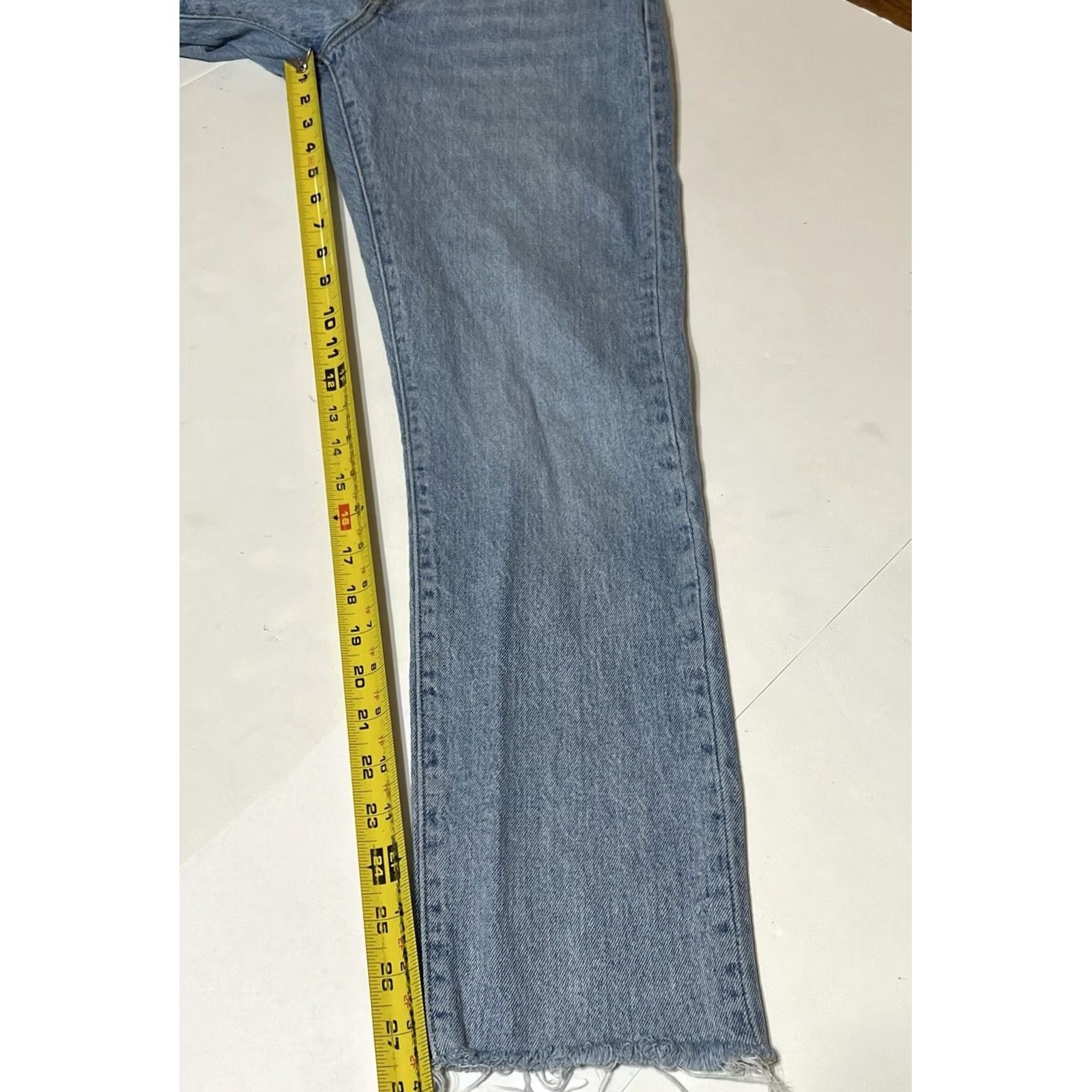 Levi's Levi's 501 Skinny Jeans Womens Blue Light Wash Denim 27 Skinny 5-Pocket Distressed Stretch Cropped 27.5in Inseam Regular Size 27 Size 27" / US 4 / IT 40 - 5 Thumbnail