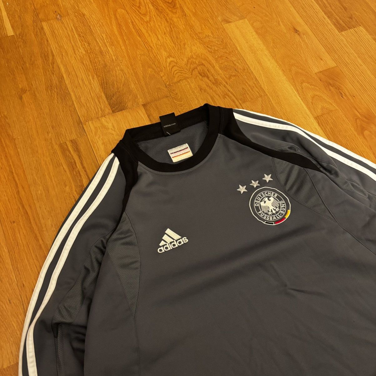 Adidas Vintage Adidas Jersey Deutscher Fussball Bund Germany 2003 Size US L / EU 52-54 / 3 - 2 Thumbnail