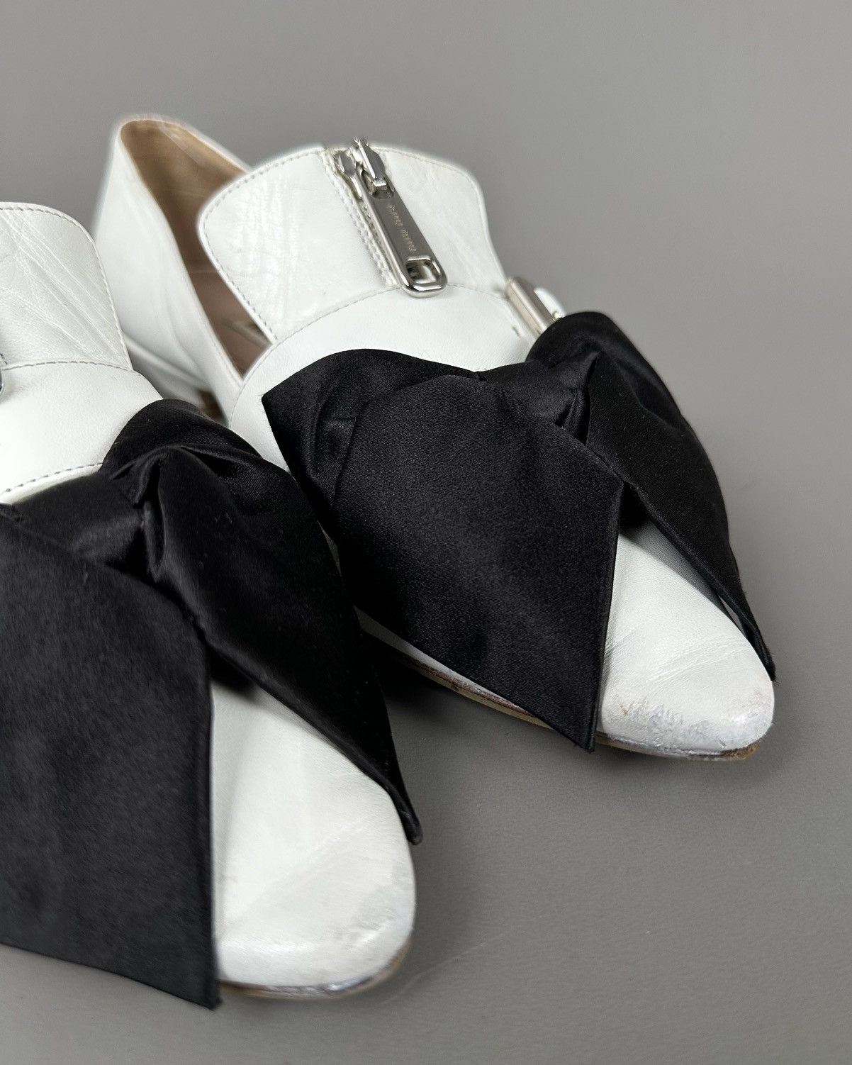 Miu Miu Miu Miu - Ballerinas Bow / Front Zipped Flats White Leather Size US 7 / IT 37 - 5 Thumbnail