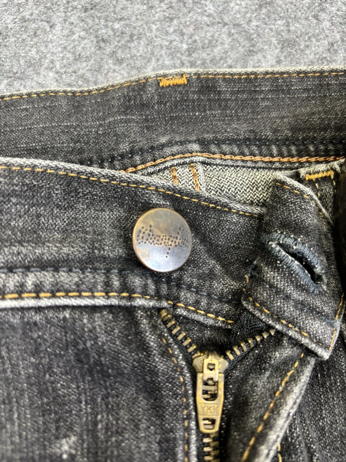 Wrangler 💥90s Style💥Vintage Wrangler Black Wash Fades Denim F866 Size US 32 / EU 48 - 5 Thumbnail