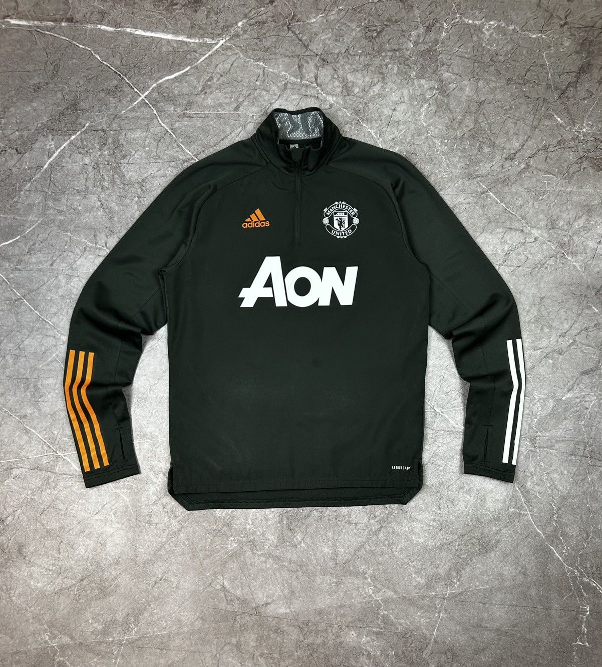 Adidas •Adidas Manchester United Long sleeve 61 Training jersey Size US M / EU 48-50 / 2 - 1 Thumbnail
