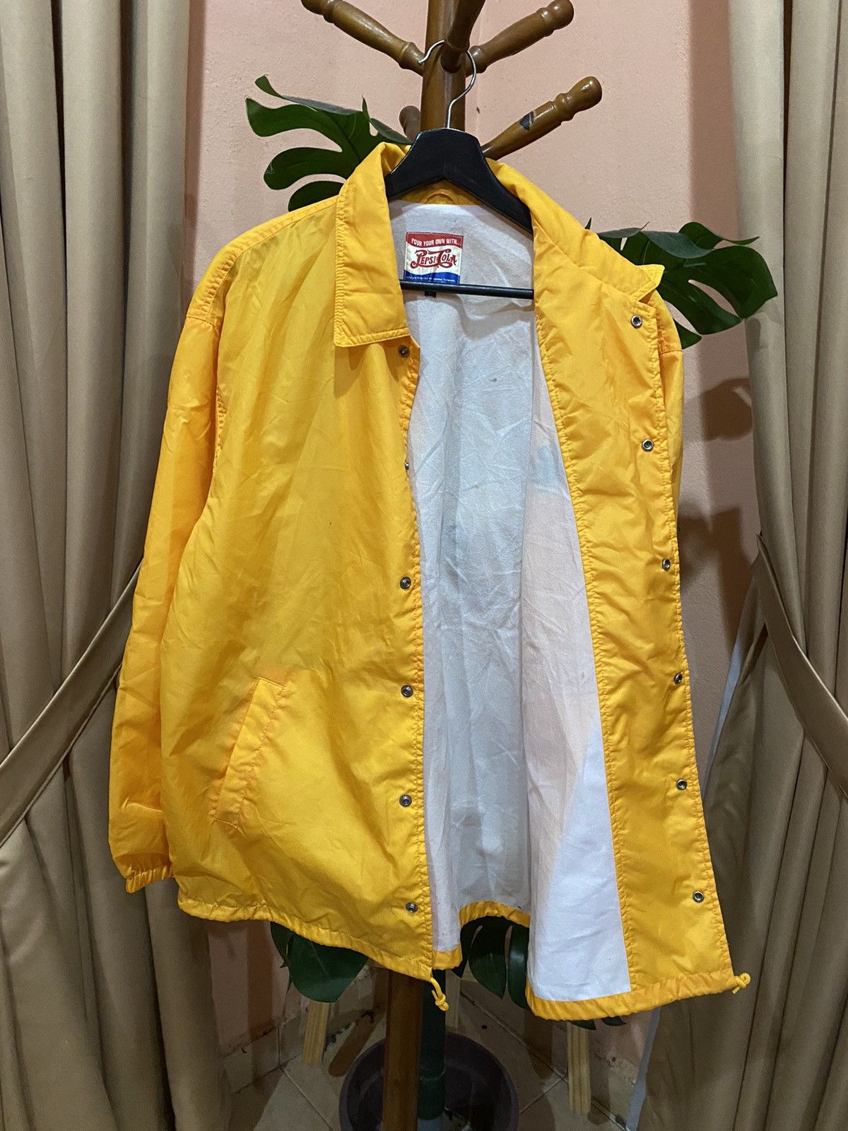 Coca Cola Vintage Pepsi-Cola Yellow Coach Jacket Soft Drink Promo Size US L / EU 52-54 / 3 - 7 Thumbnail