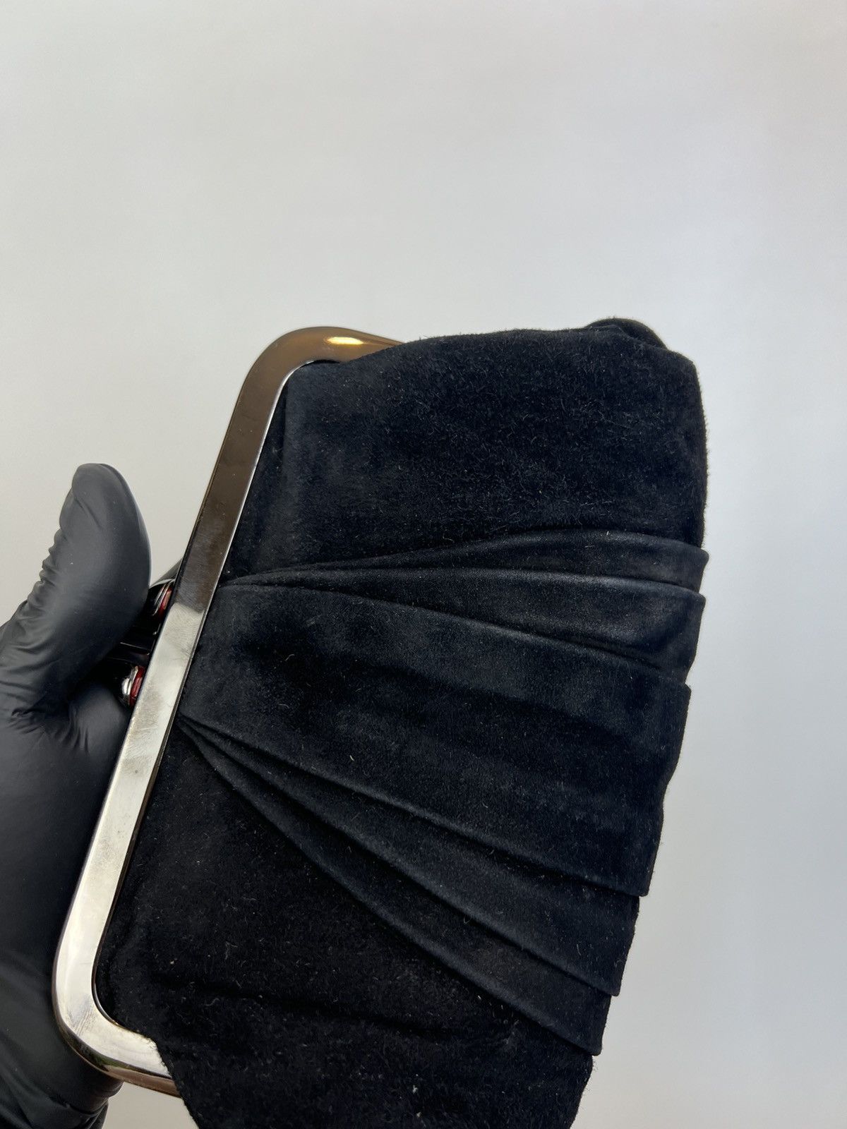 Christian Louboutin Christian Louboutin Clutch Italy Suede bag Size ONE SIZE - 7 Thumbnail
