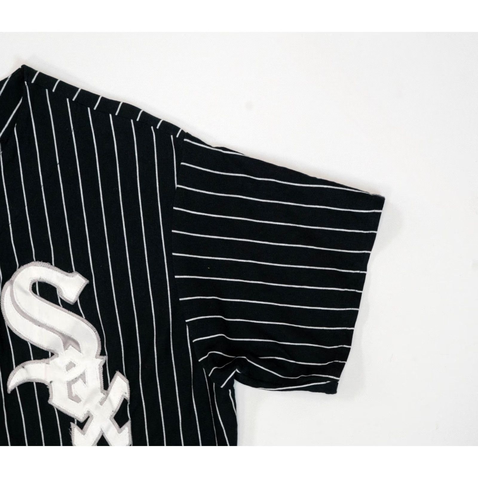 Vintage VINTAGE Majestic Chicago White Sox Practice Jersey Shirt XL Black Pinstripe 90s MLB Logo Embroidered Mens Size US XL / EU 56 / 4 - 3 Thumbnail