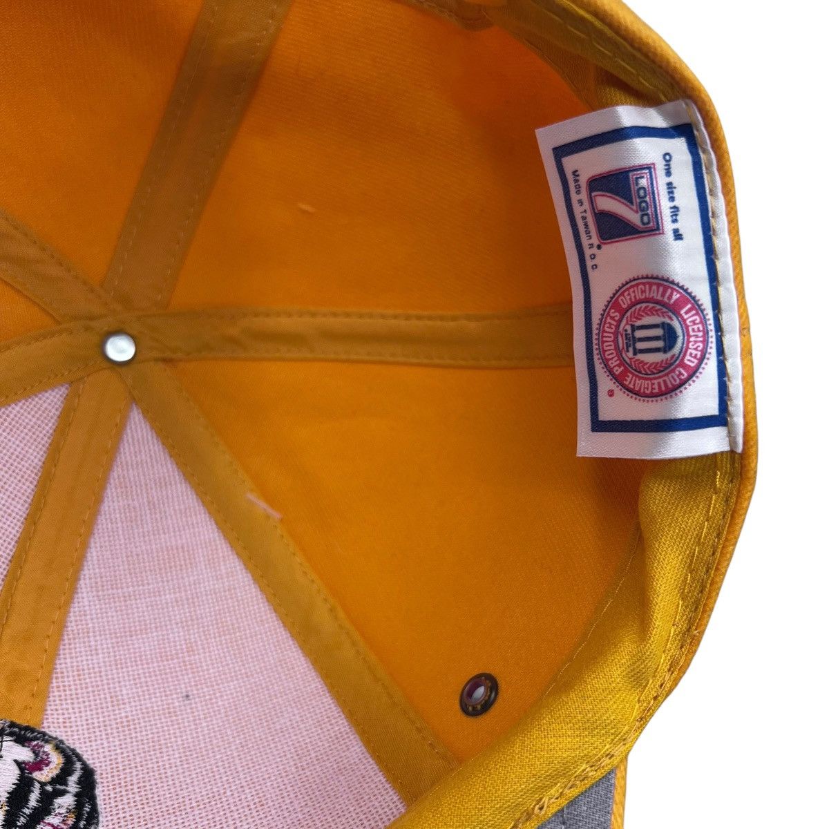 Logo 7 × NCAA × Vintage Vintage 1990s NCAA Florida State Seminoles Logo 7 Snapback Size ONE SIZE - 10 Thumbnail