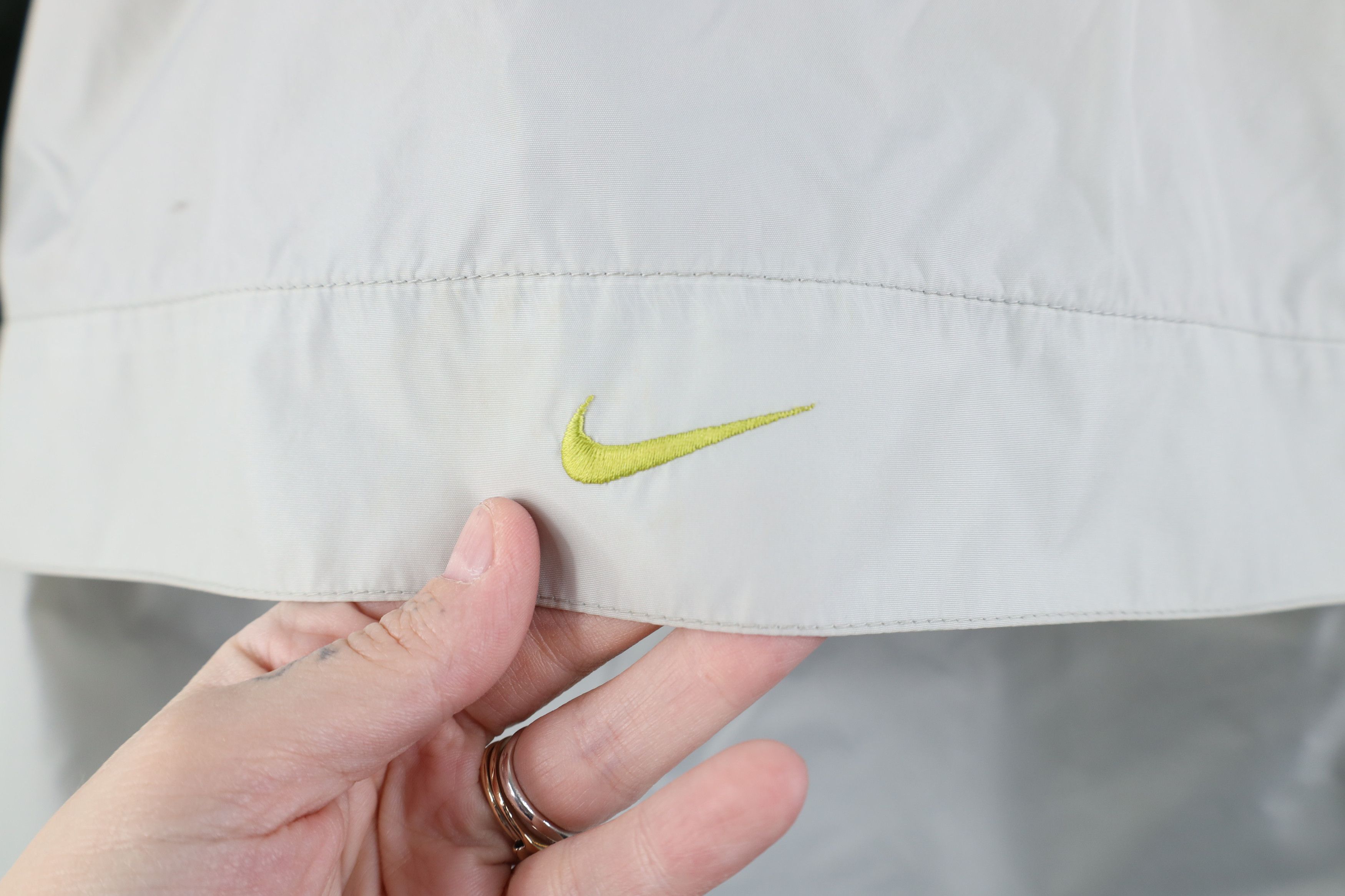 Nike Vintage 90s Nike Swoosh Hooded Anorak Windbreaker Jacket Size US M / EU 48-50 / 2 - 11 Thumbnail