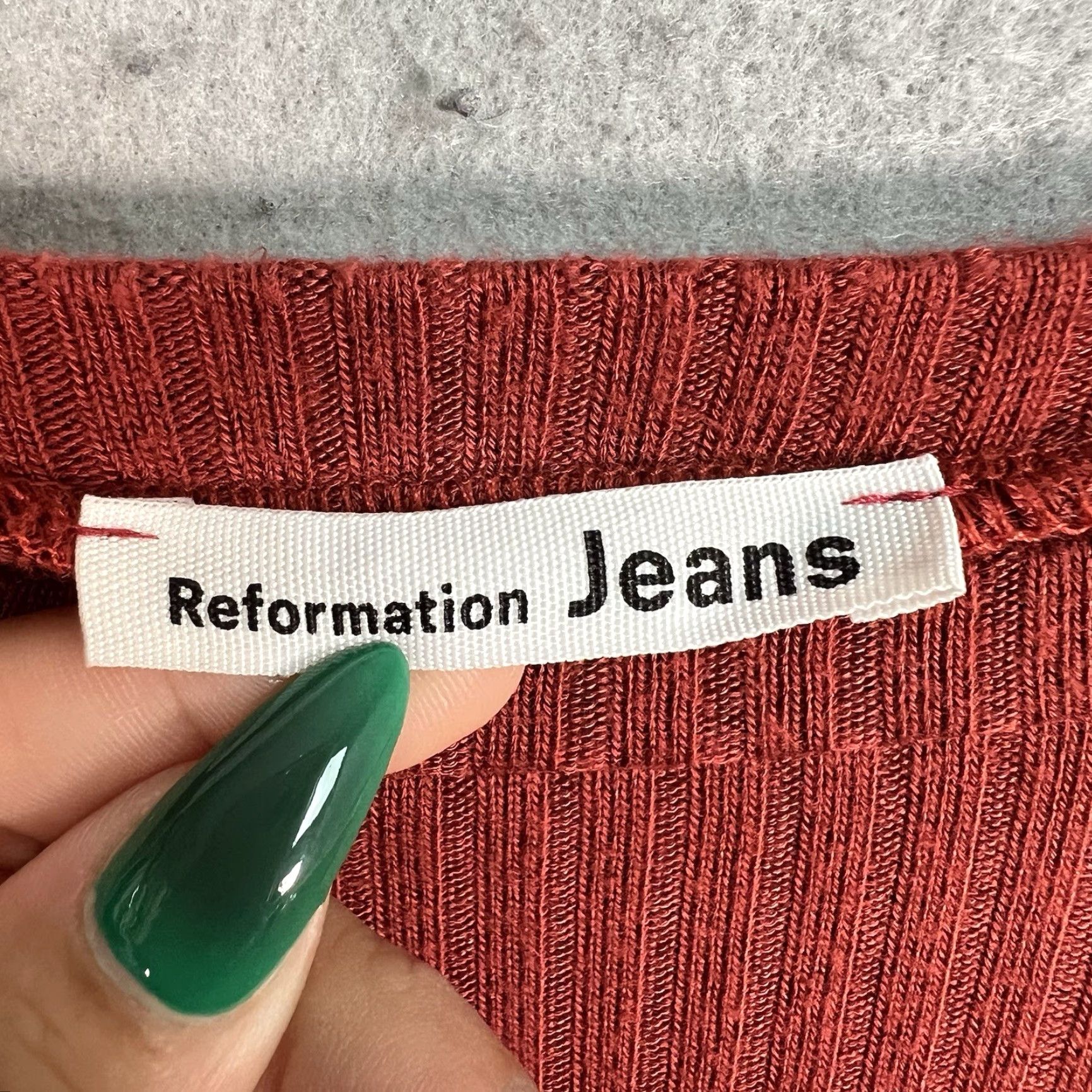 Reformation VINTAGE Reformation Shirt Womens Small Red Ribbed Wide Neck Long Sleeve Size S / US 4 / IT 40 - 5 Thumbnail
