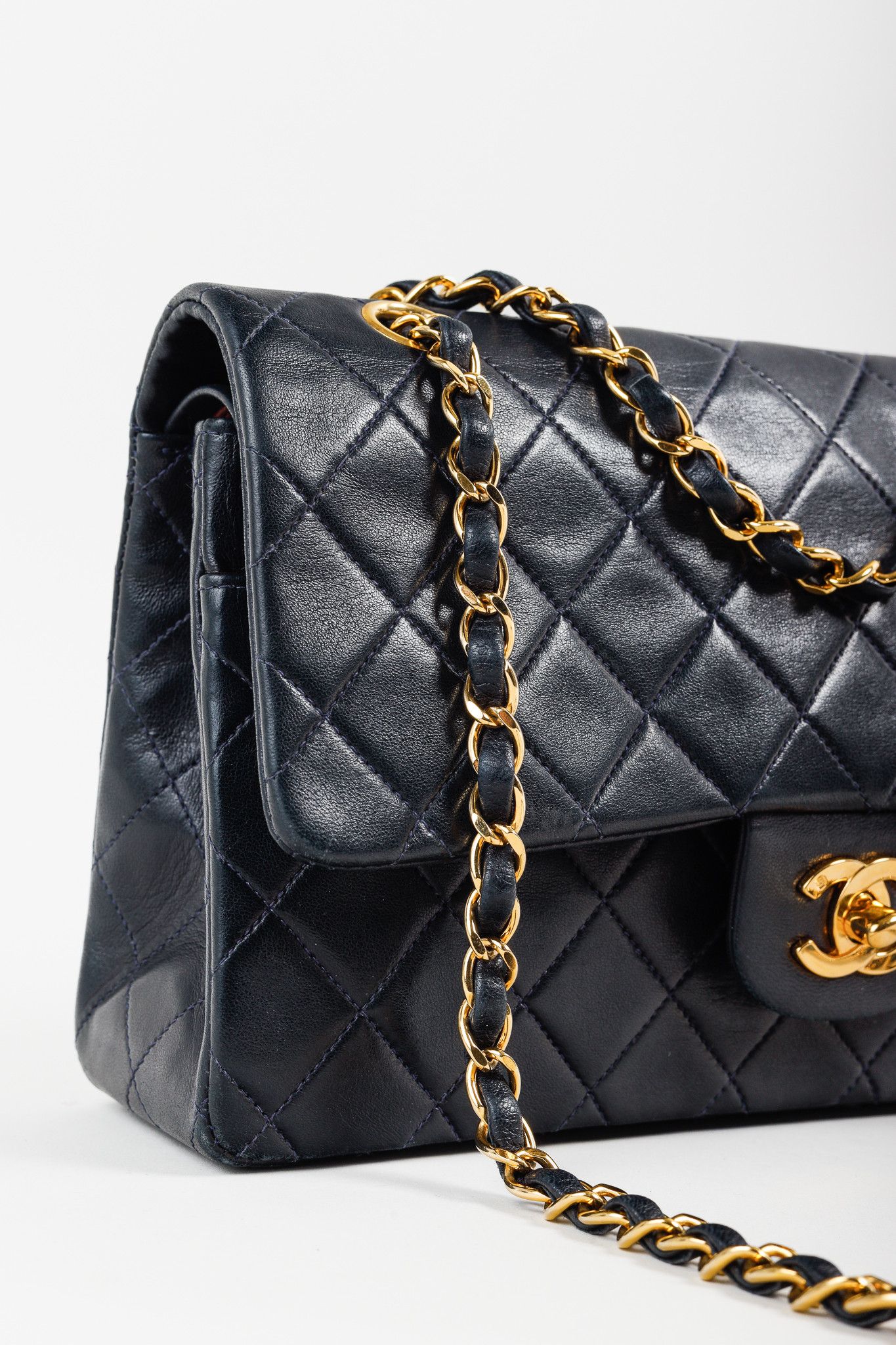 Chanel Chanel Lambskin Classic Medium Double Flap Shoulder Bag Size ONE SIZE - 8 Thumbnail