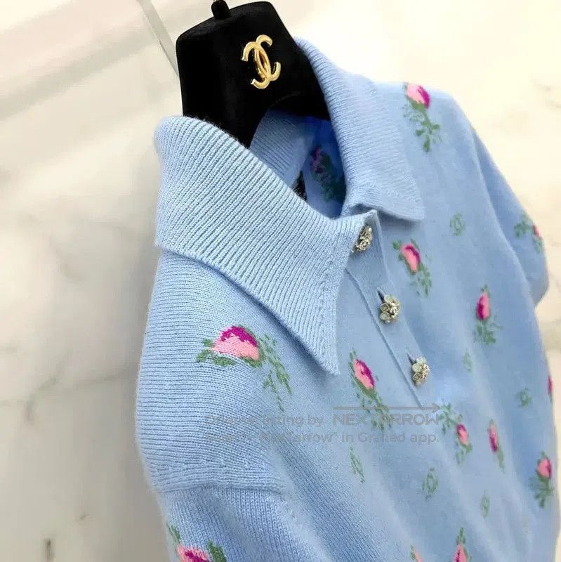 Chanel Chanel Blue Cashmere Short Sleeve T-Shirt . Size S / US 4 / IT 40 - 9 Thumbnail