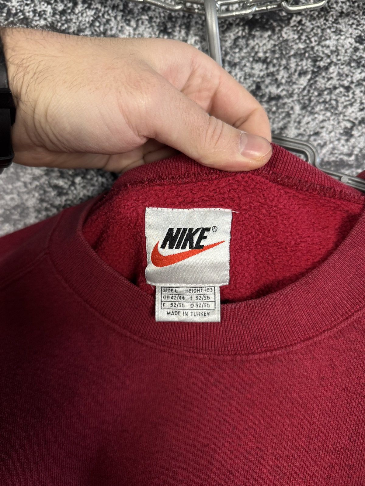 Nike Vintage 90s Nike Sweatshirt Embroidered Big Logo Swoosh Sz L Size US L / EU 52-54 / 3 - 8 Thumbnail