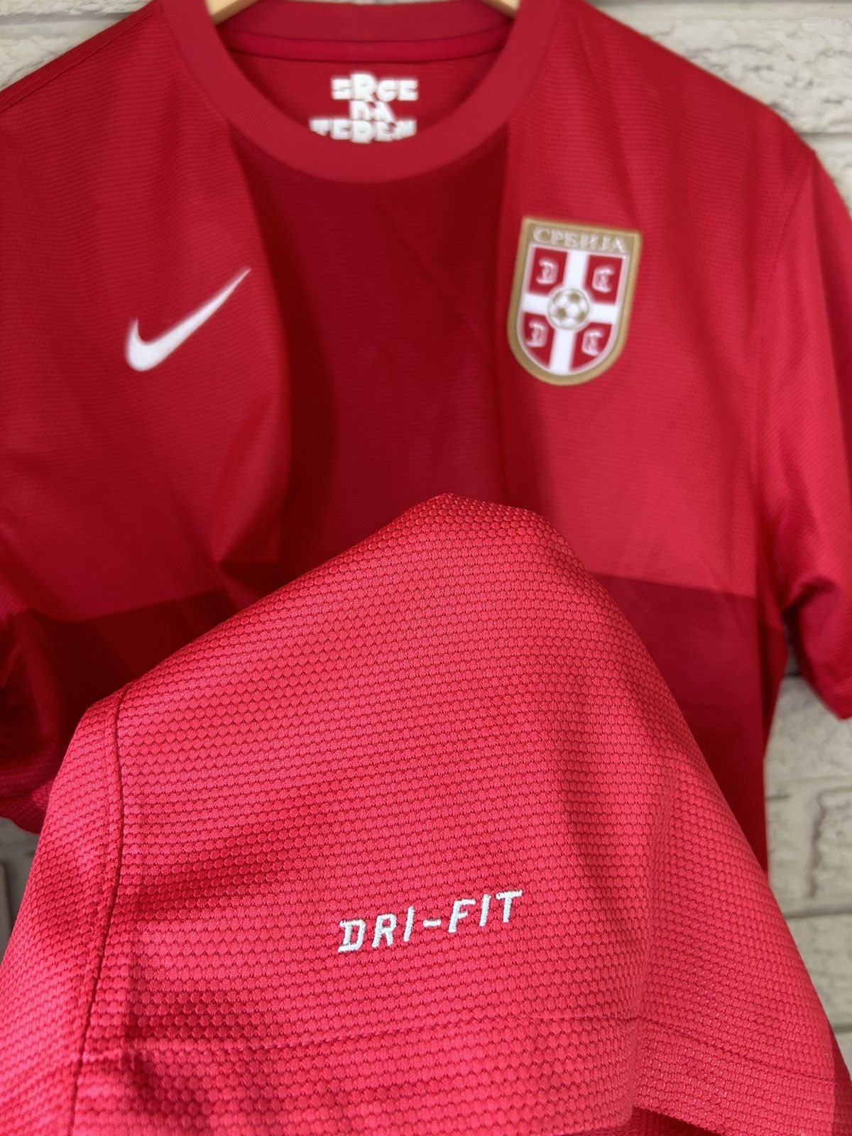 Nike Nike Serbia 2013 National Team Soccer Jersey Size US L / EU 52-54 / 3 - 6 Thumbnail