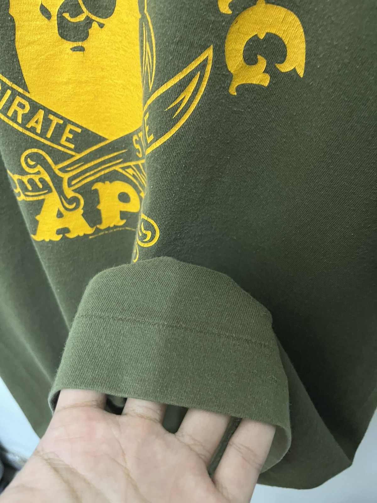 Bape Bathing Ape Pirate Store (vintage) Size US L / EU 52-54 / 3 - 7 Thumbnail