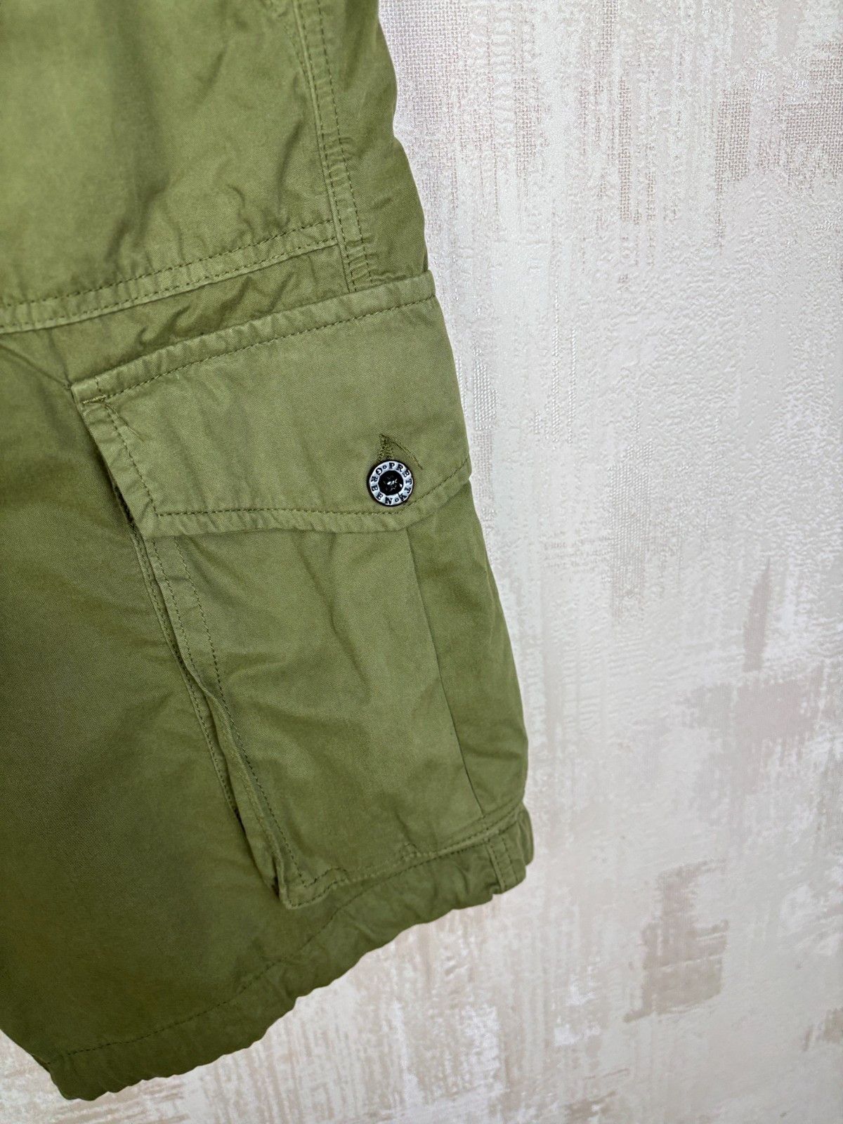 Pretty Green Pretty Green Army Cargo Bermuda Shorts Men's Size W 34 Size US 34 / EU 50 - 6 Thumbnail