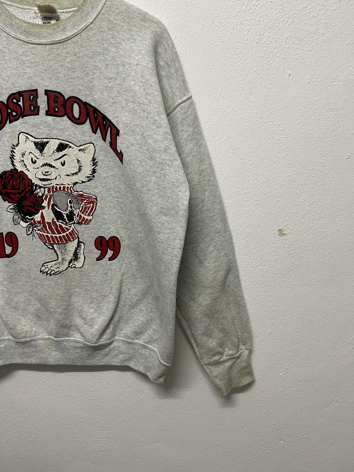 Fruit Of The Loom × Vintage VINTAGE 1999 ROSE BOWL GAME WISCONSIN BADGERS SWEATSHIRT Size US L / EU 52-54 / 3 - 3 Thumbnail