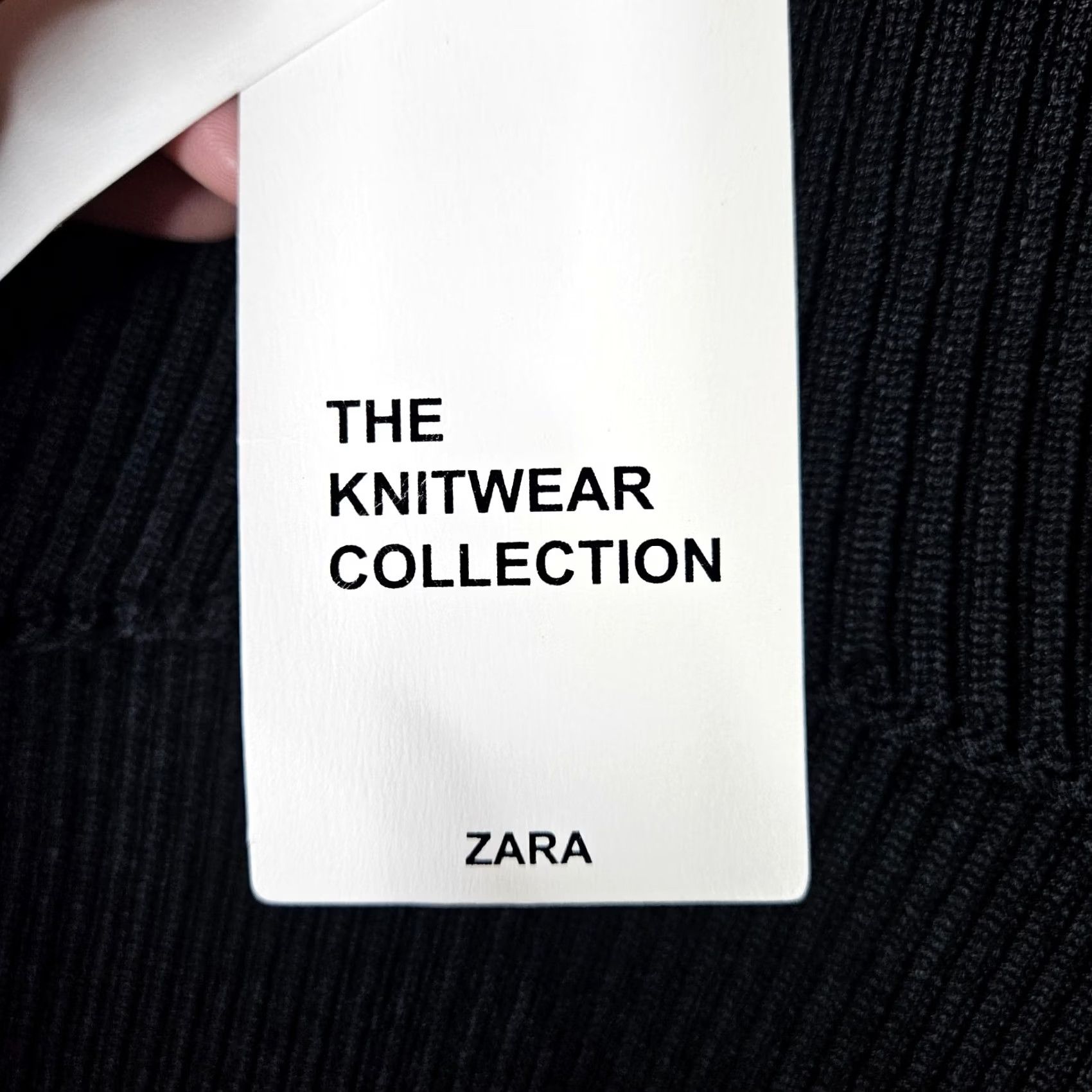 Zara VINTAGE? ZARA The Knitwear Collection Women's Black Ribbed Folding waist Skirt Size S NEW Size 28" / US 6 / IT 42 - 6 Thumbnail