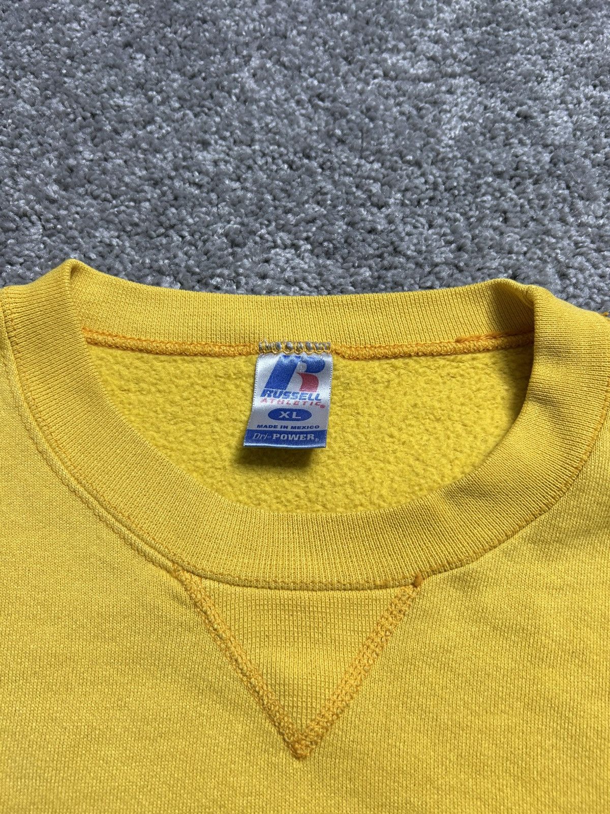 Russell Athletic × Vintage Vintage Russell Y2K Blank Crewneck Size US XL / EU 56 / 4 - 5 Thumbnail