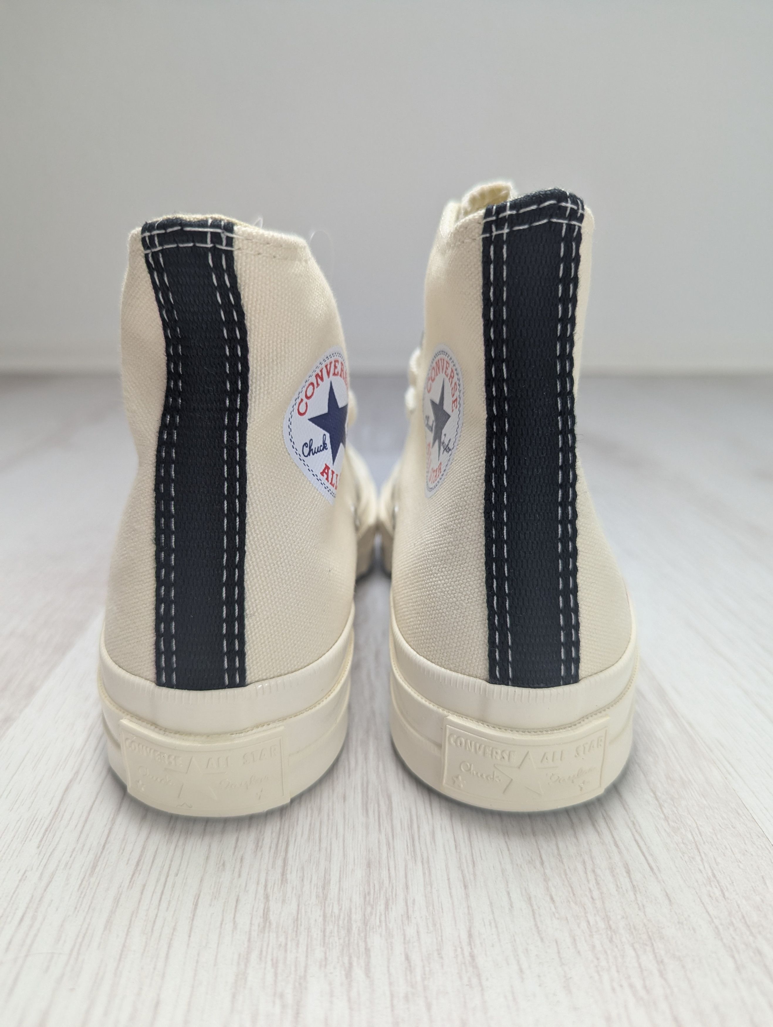 Comme des Garcons PLAY × Converse Converse Chuck Taylor All Star High White Cream Red Heart Size US 5 / IT 35 - 7 Thumbnail