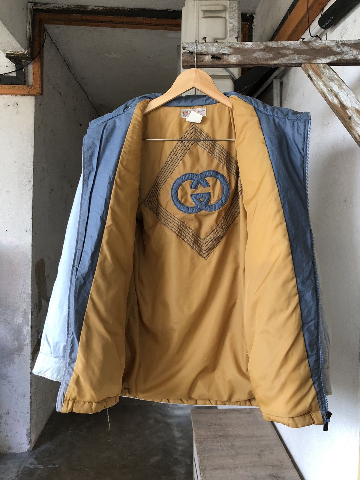 Gucci Rare🔥 Vintage Gucci Distressed Padding Jacket Size US XS / EU 42 / 0 - 4 Thumbnail