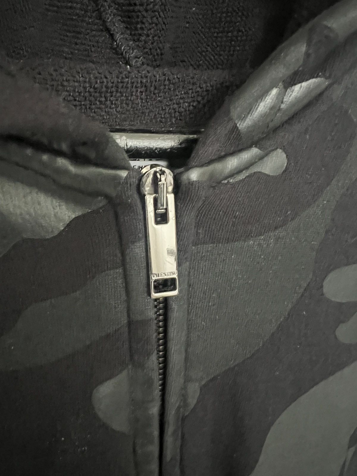 Valentino Valentino Camo Mens Hoodie Black Large Size US L / EU 52-54 / 3 - 2 Thumbnail