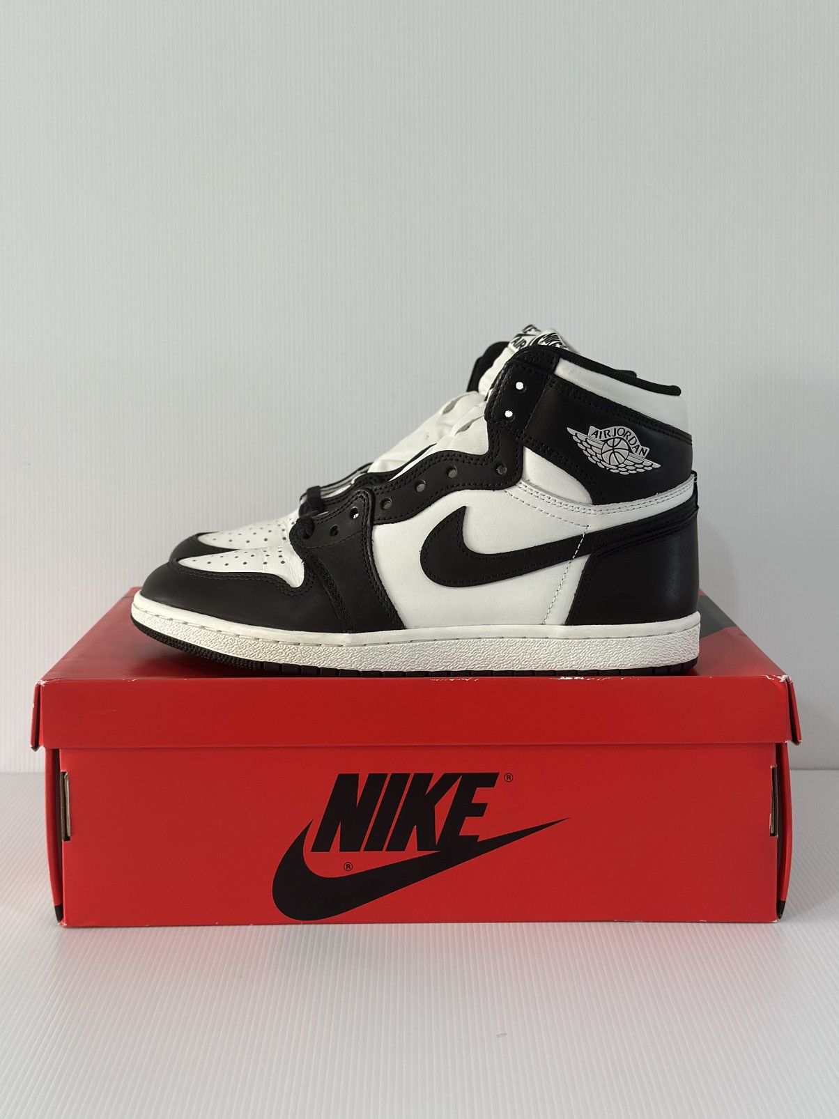 Nike Jordan 1 Retro High “85” Black/White Size US 8.5 / EU 41-42 - 3 Thumbnail